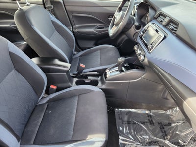 2023 Nissan Versa SV