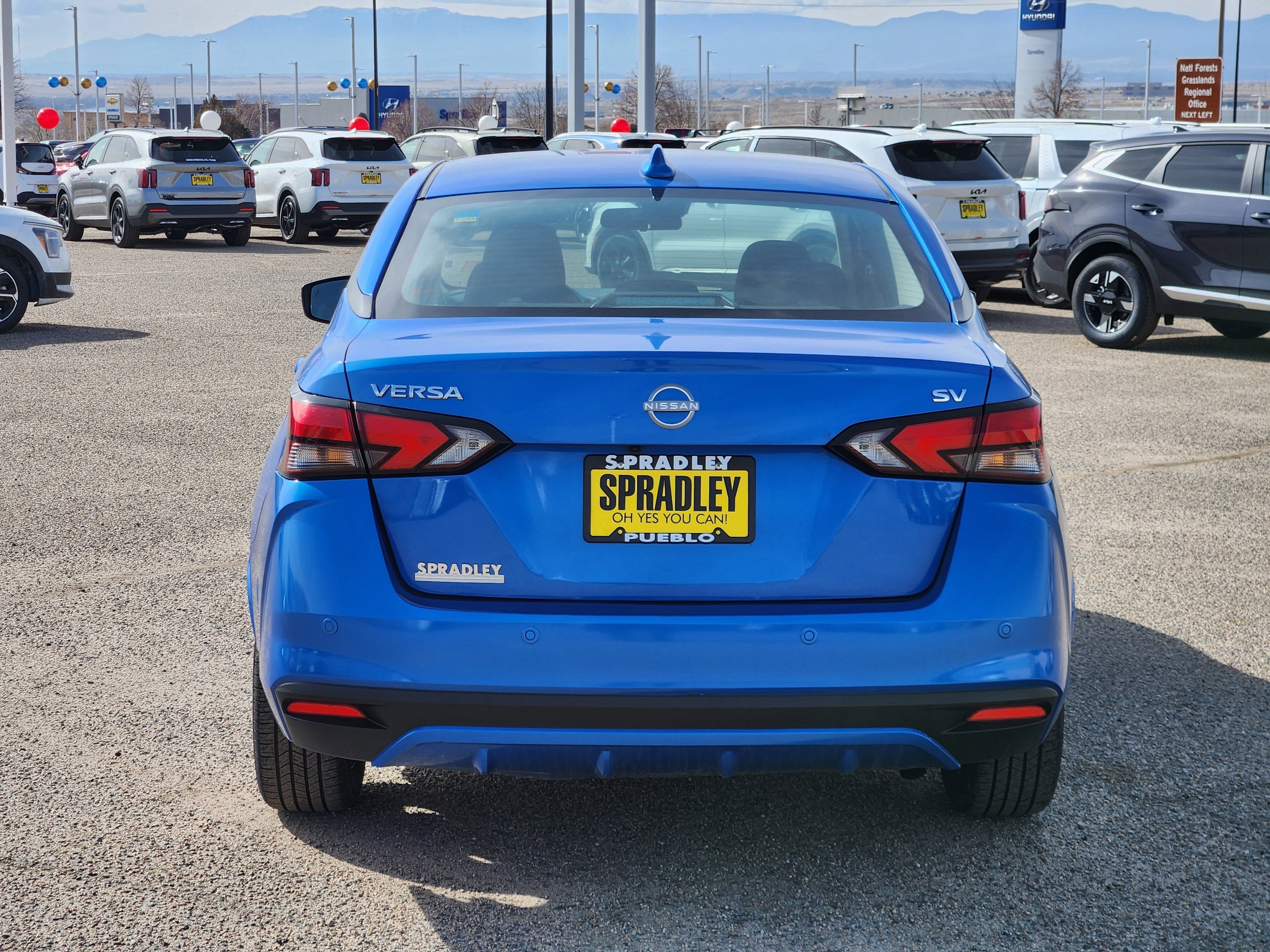 2023 Nissan Versa SV