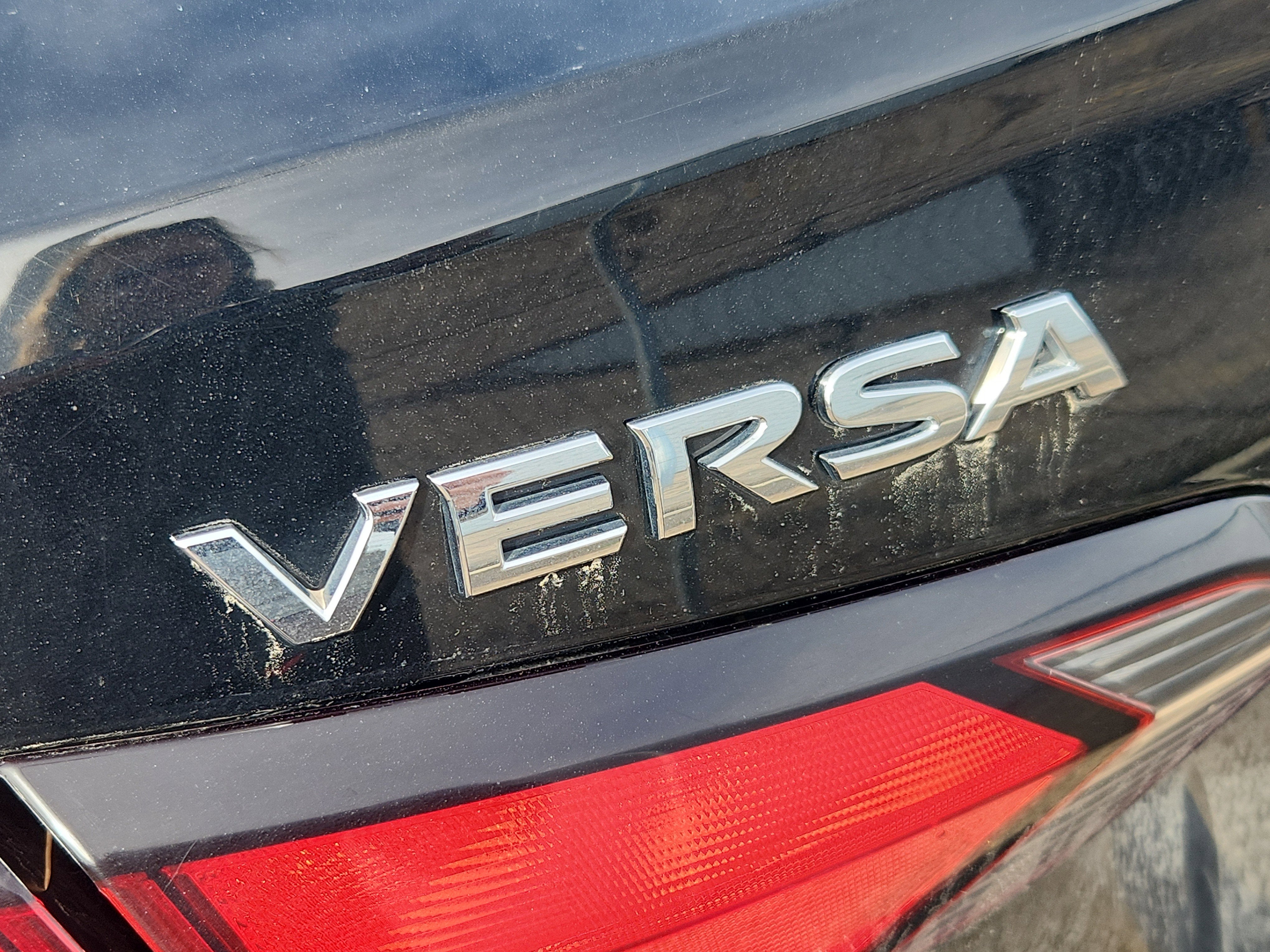 2023 Nissan Versa SV