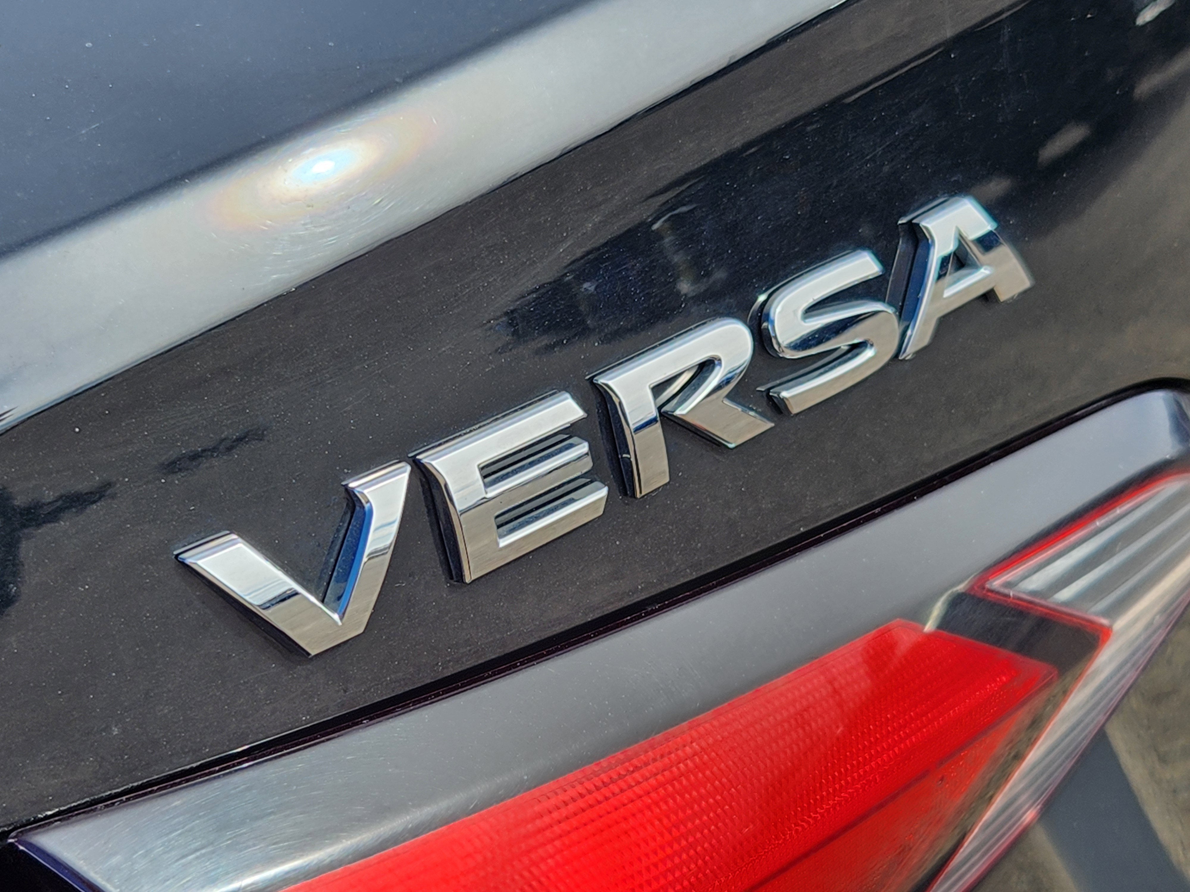 2023 Nissan Versa SV