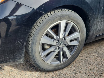 2023 Nissan Versa SV