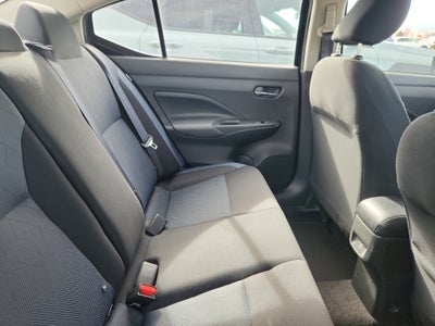 2023 Nissan Versa SV