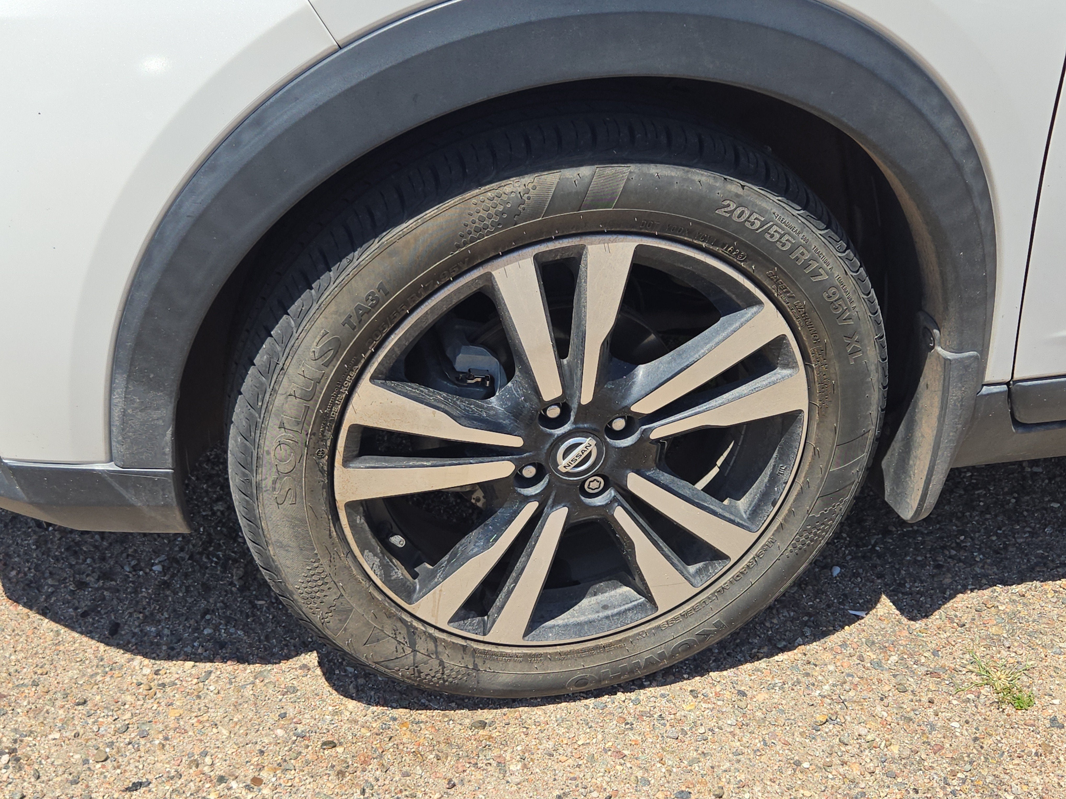 2019 Nissan Kicks SR