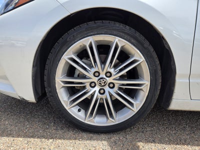 2021 Toyota Avalon Hybrid Limited