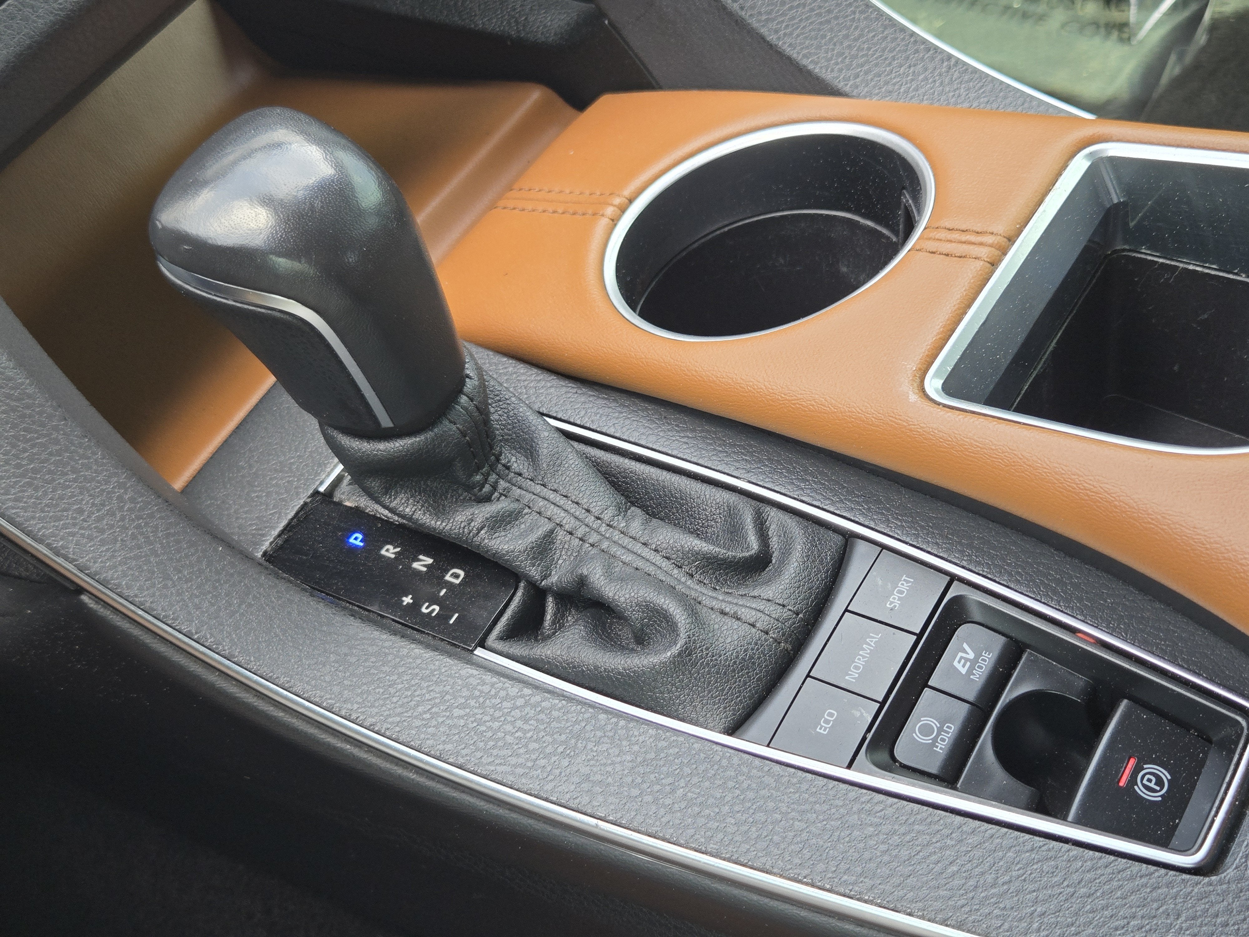 2021 Toyota Avalon Hybrid Limited