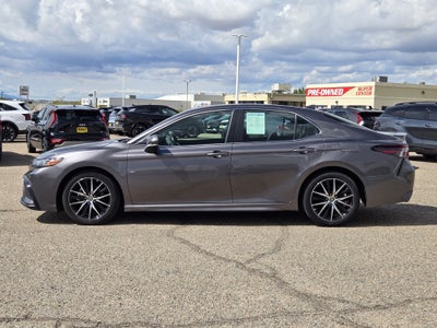 2024 Toyota Camry Hybrid SE