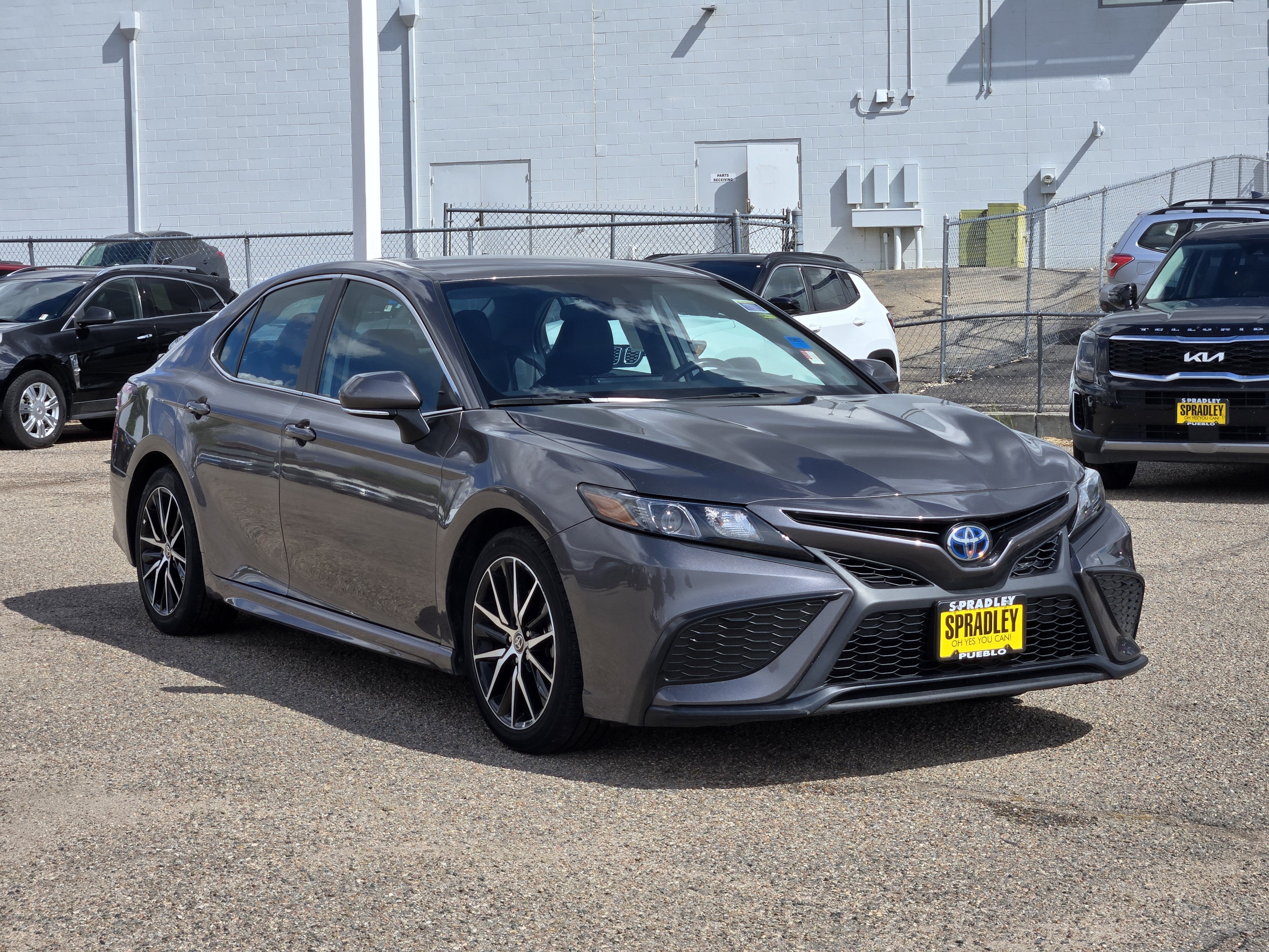 2024 Toyota Camry Hybrid SE