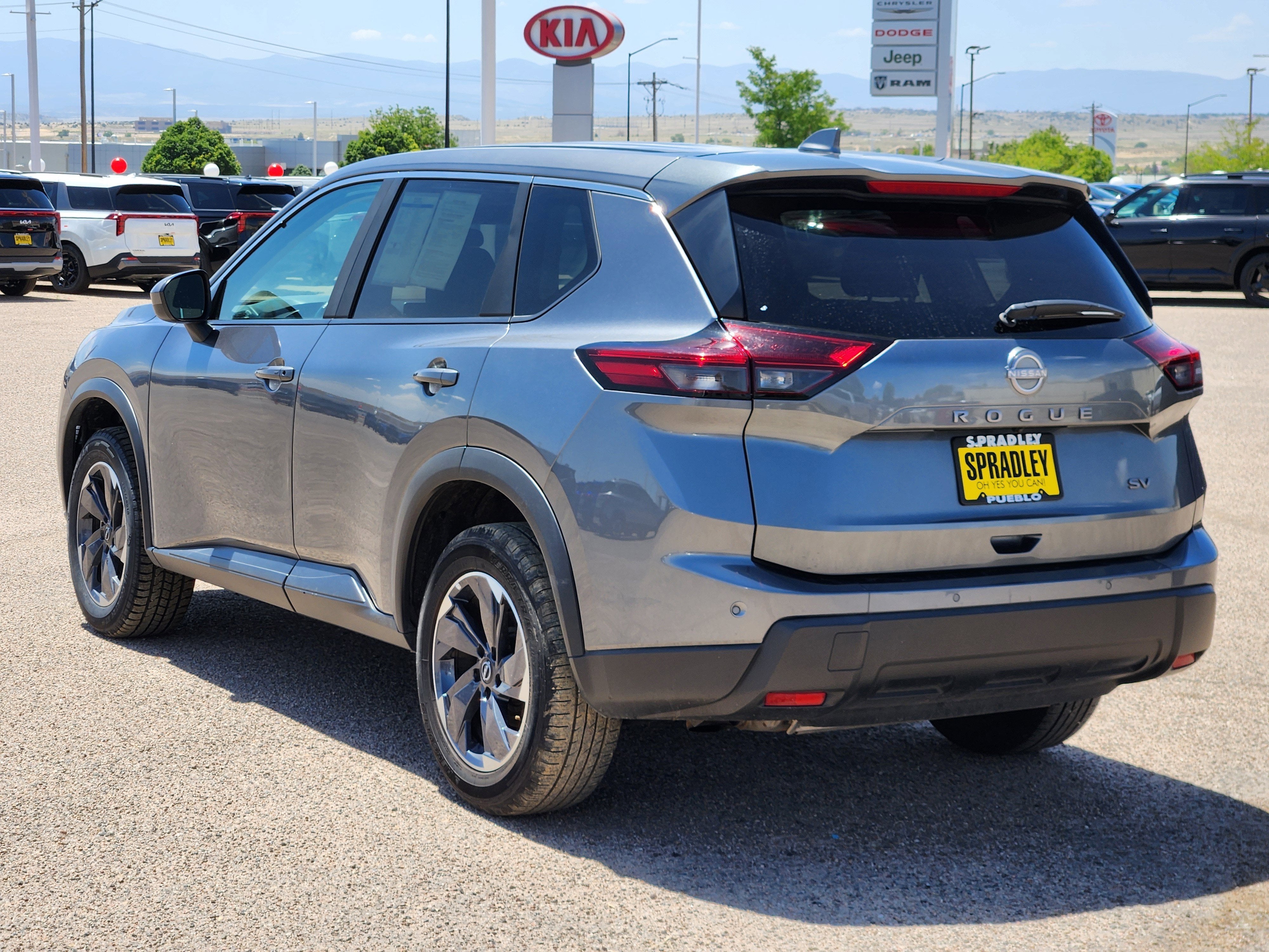 2024 Nissan Rogue SV
