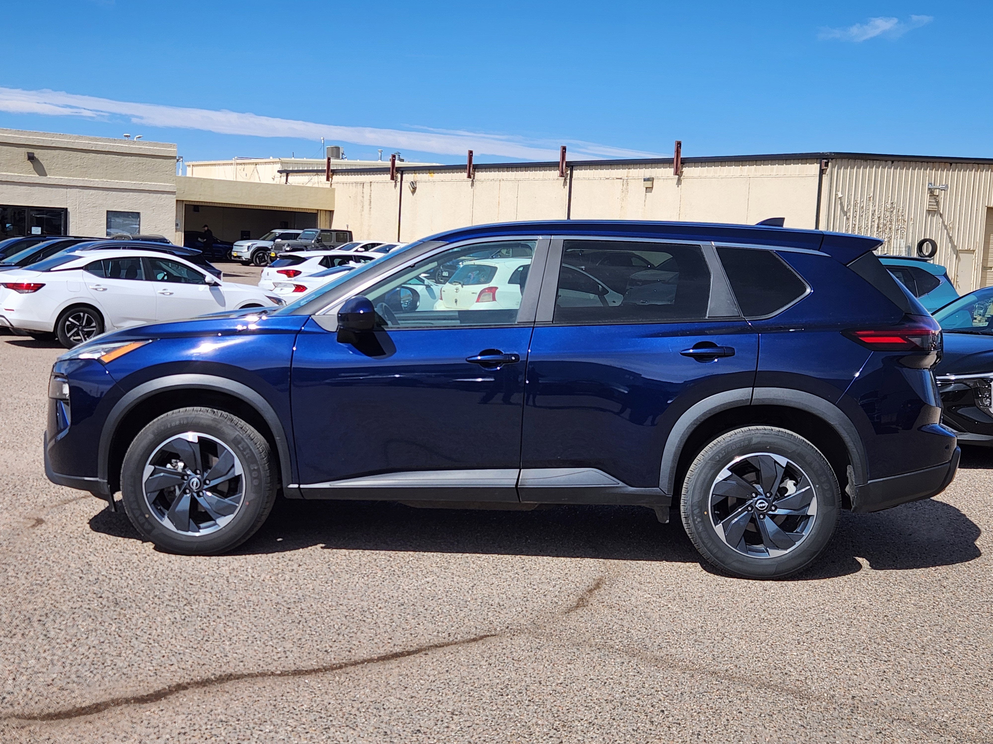 2025 Nissan Rogue SV