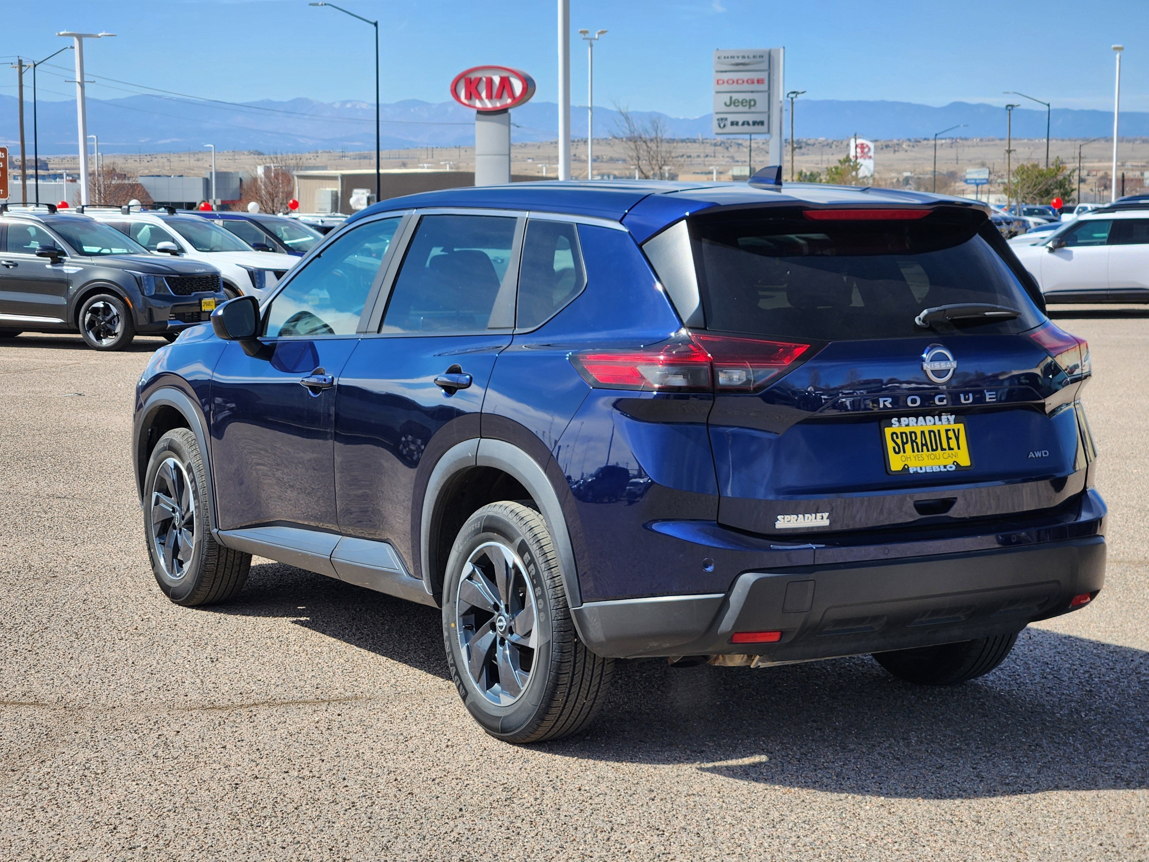 2025 Nissan Rogue SV