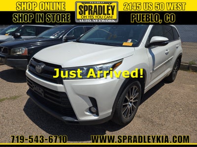 2017 Toyota Highlander SE