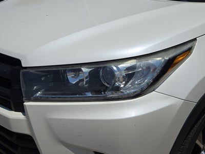 2017 Toyota Highlander SE