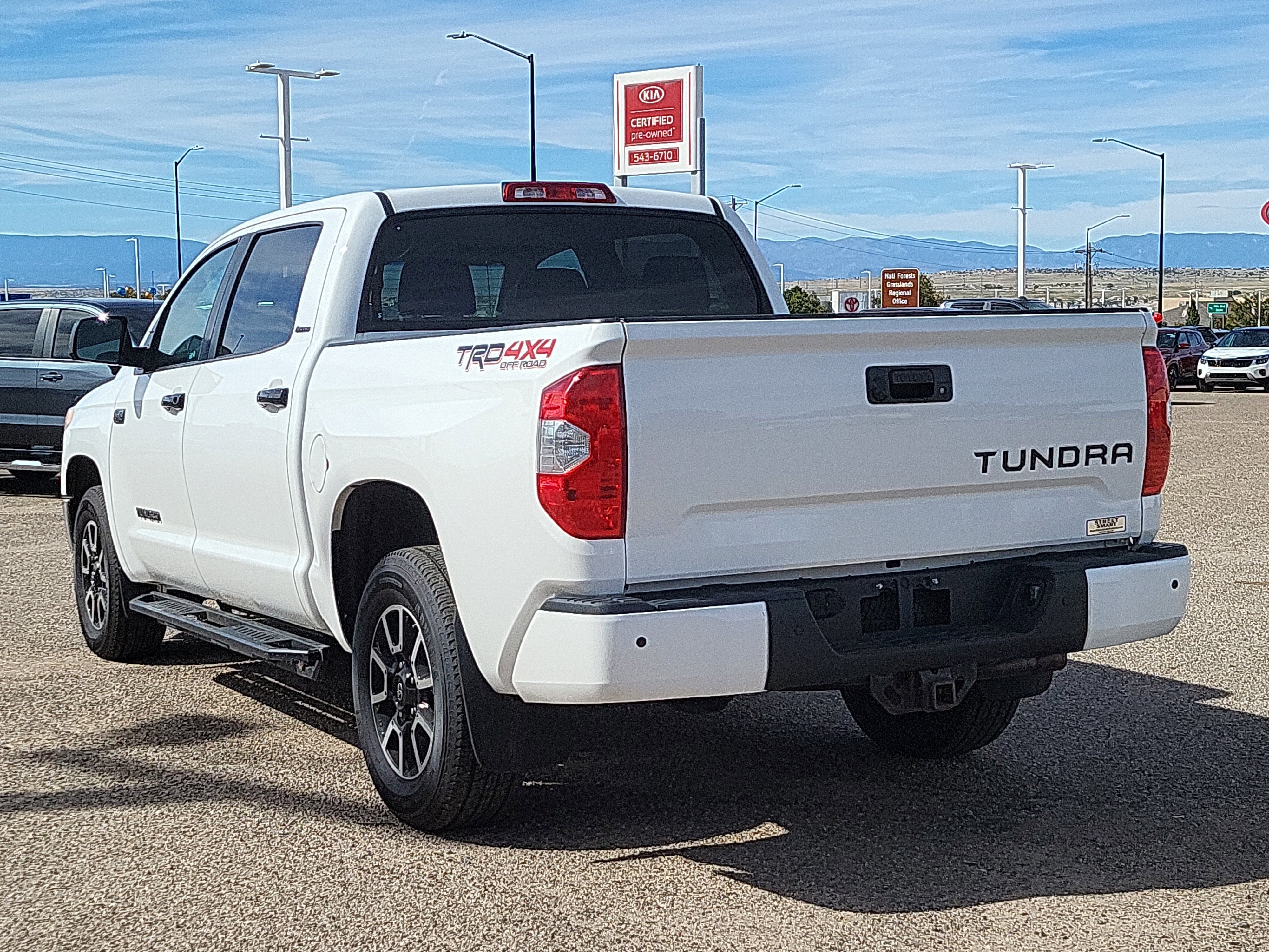 2016 Toyota Tundra 4WD Truck LTD