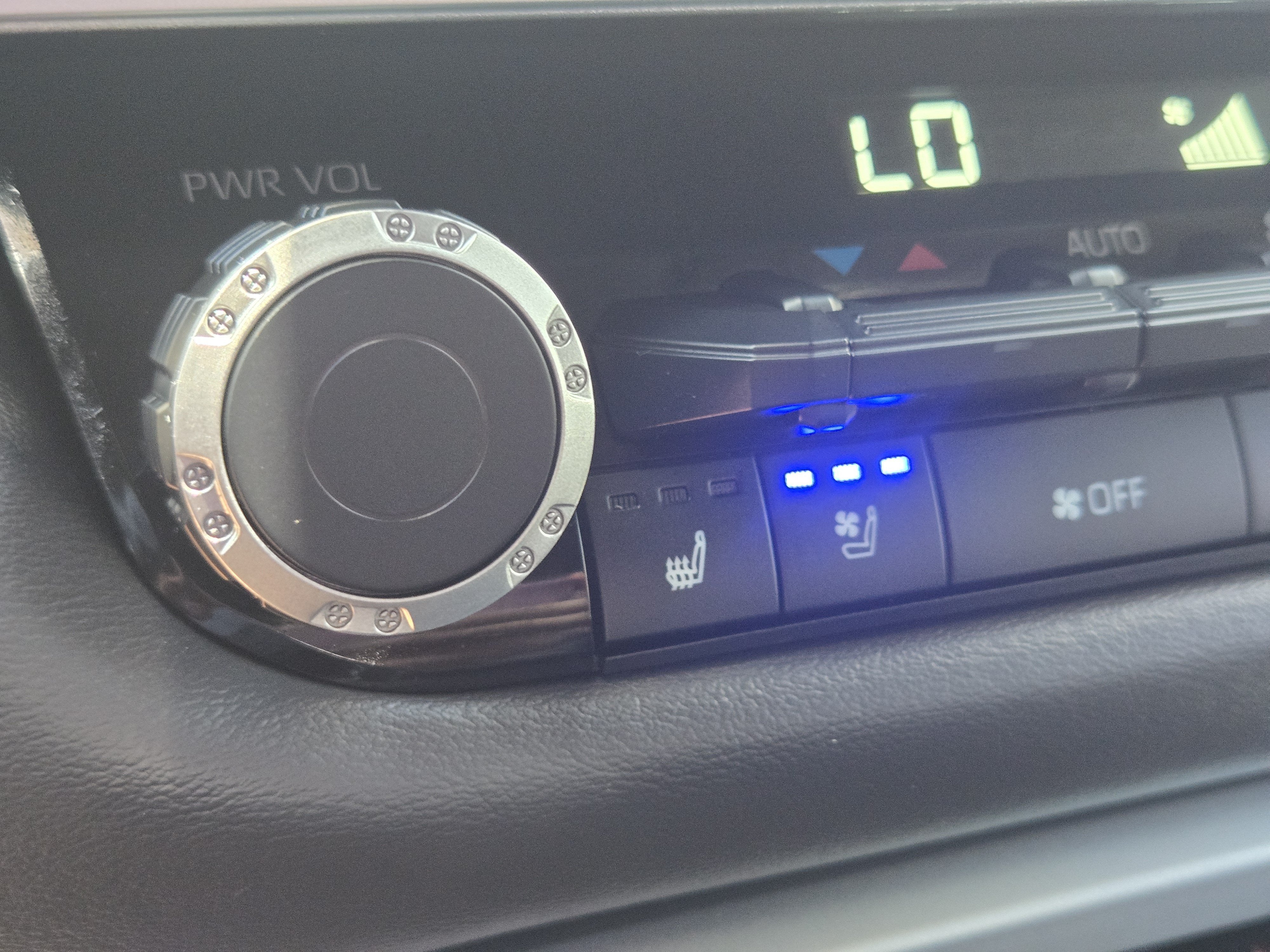 2025 Toyota Tundra 4WD Platinum