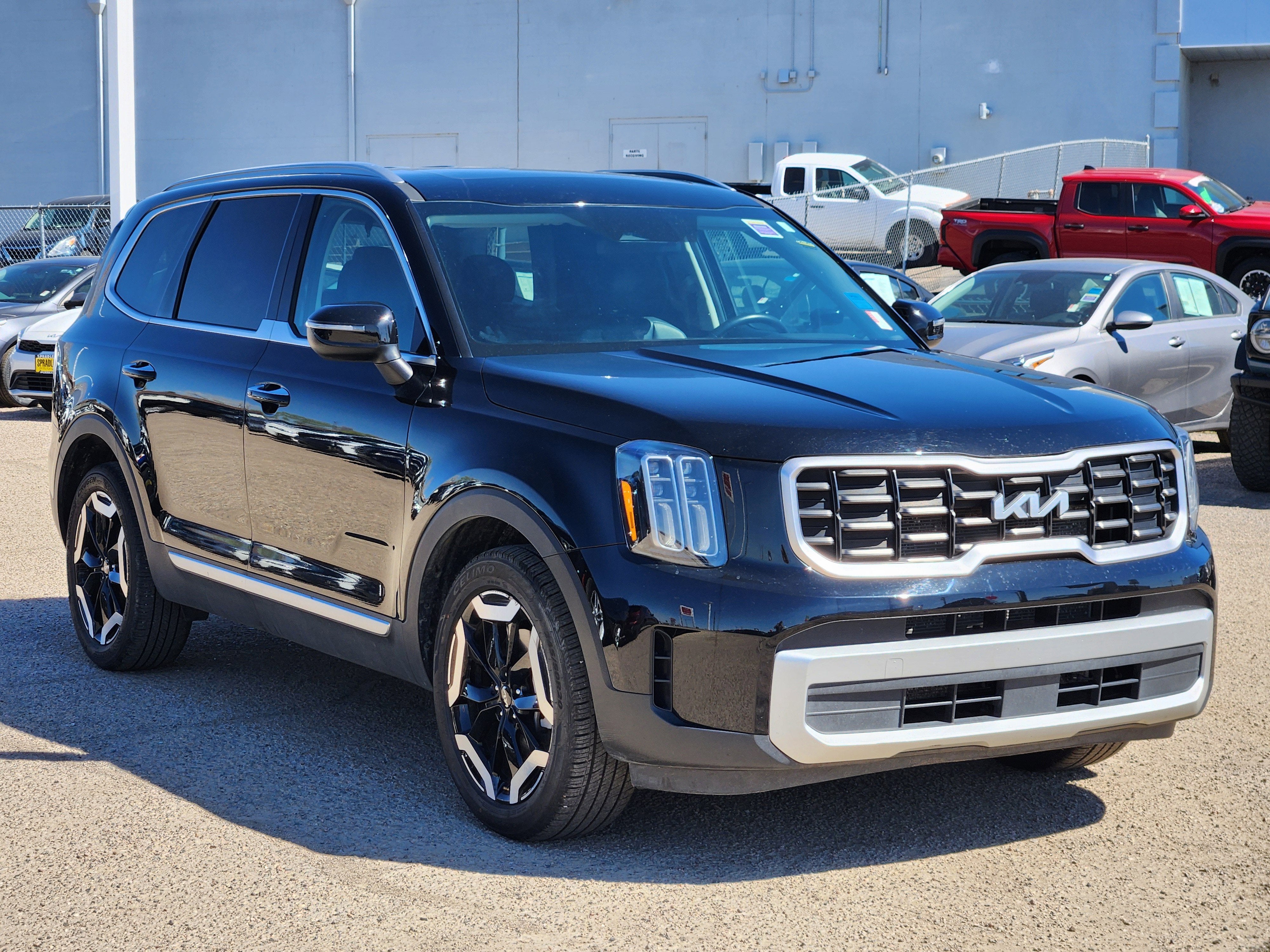 2025 Kia Telluride S
