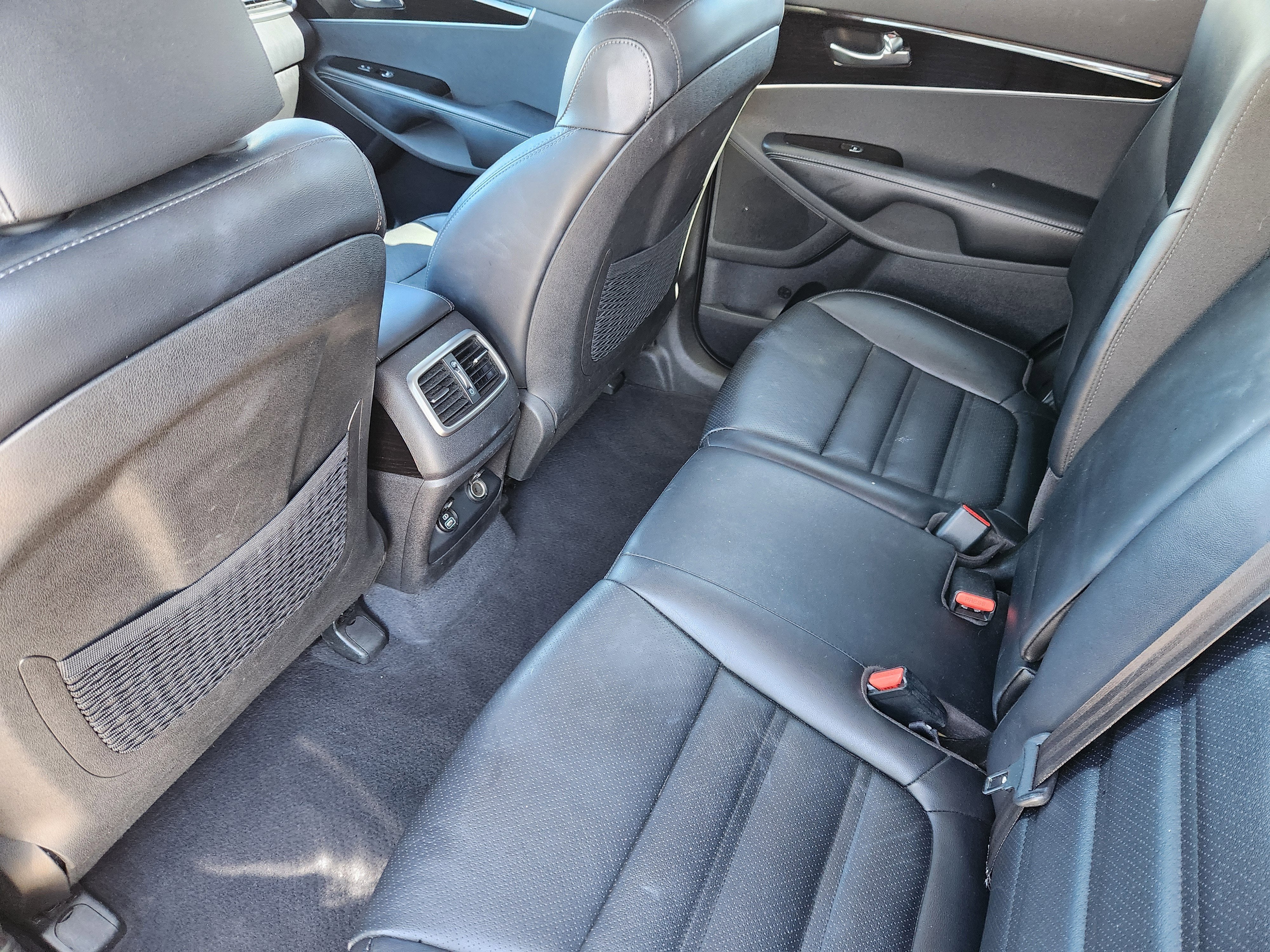 2019 Kia Sorento EX V6