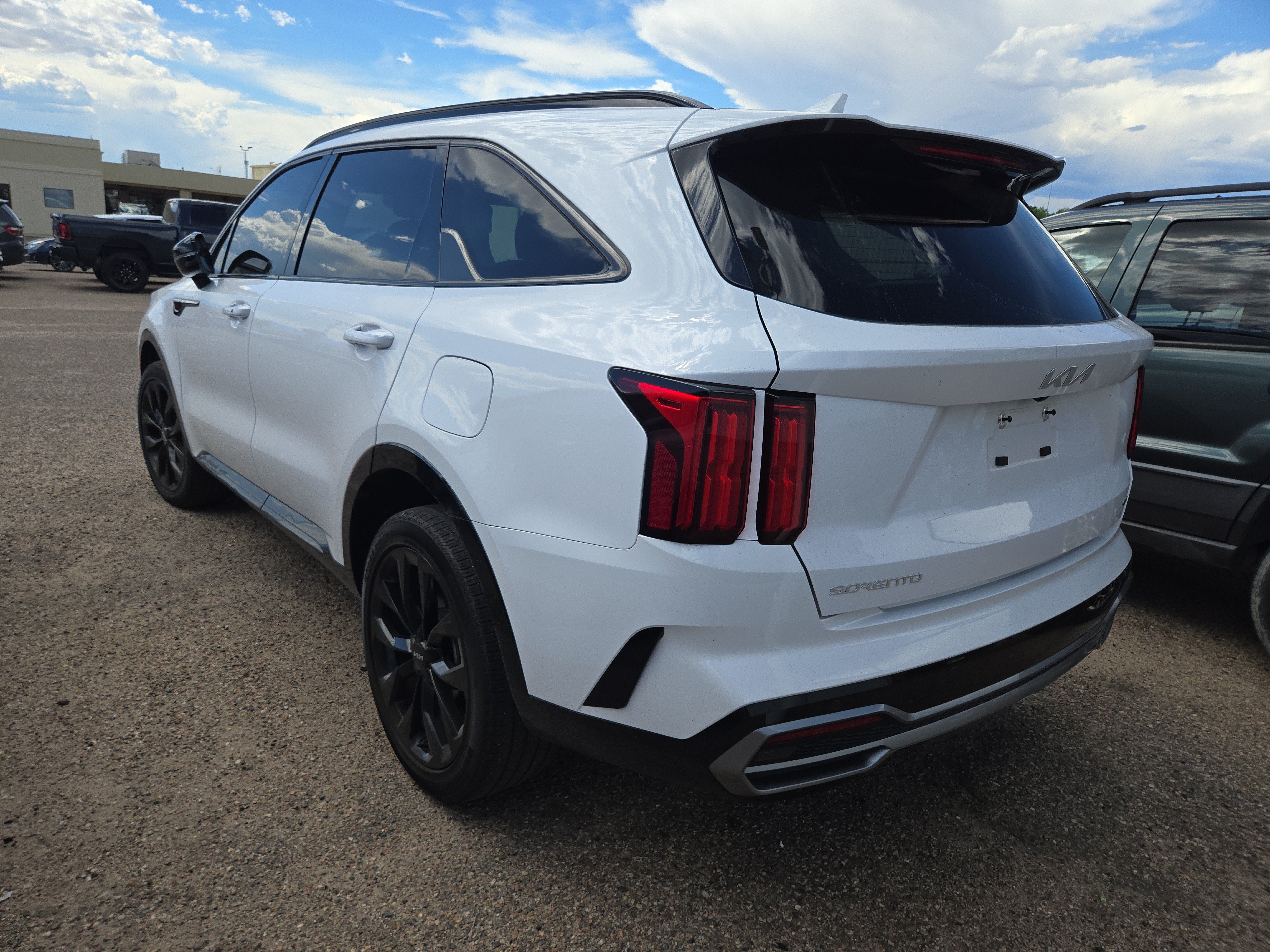 2023 Kia Sorento SX