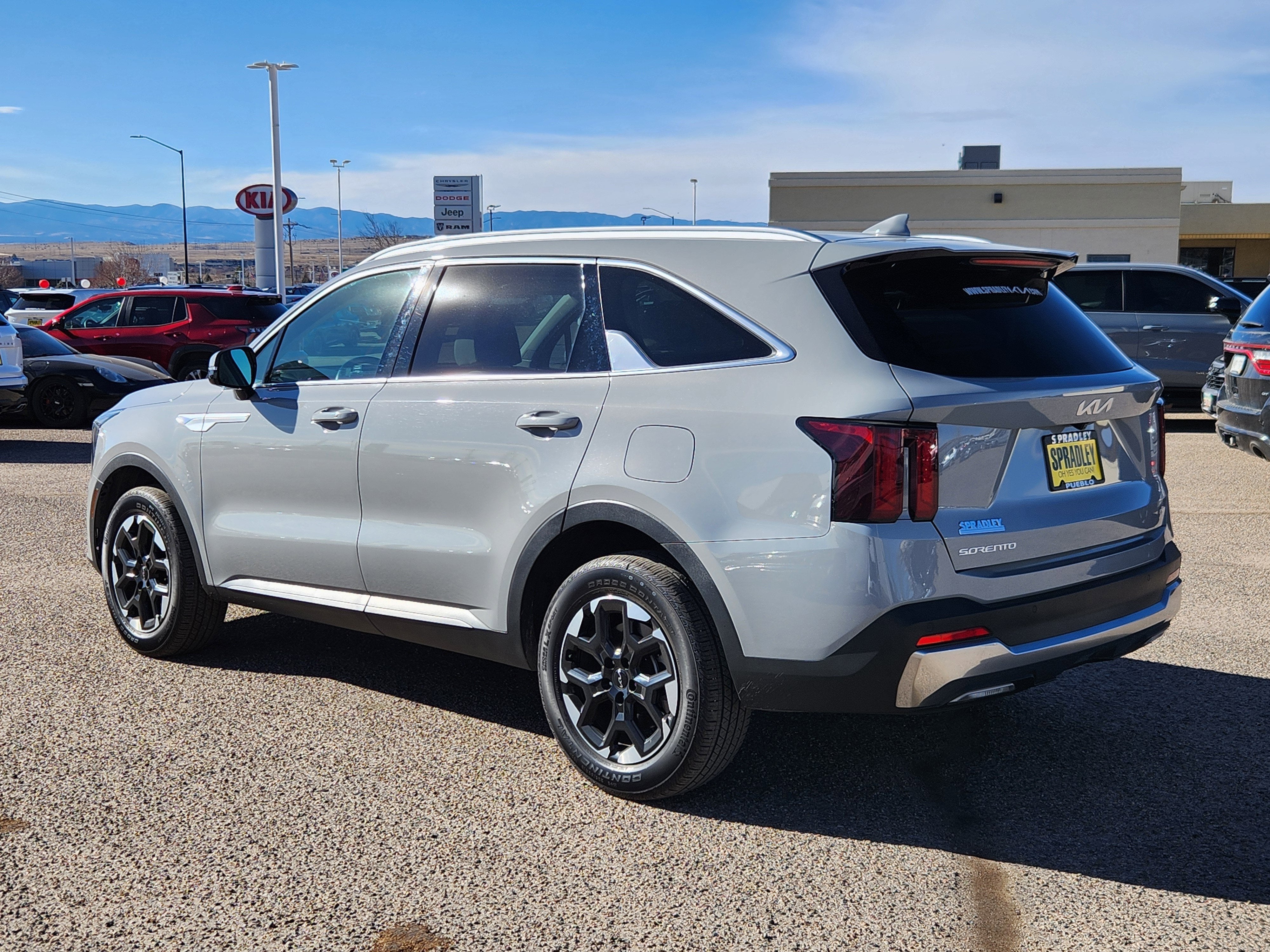 2025 Kia Sorento S