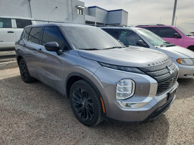 2022 Mitsubishi Outlander Black Edition