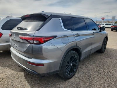2022 Mitsubishi Outlander Black Edition