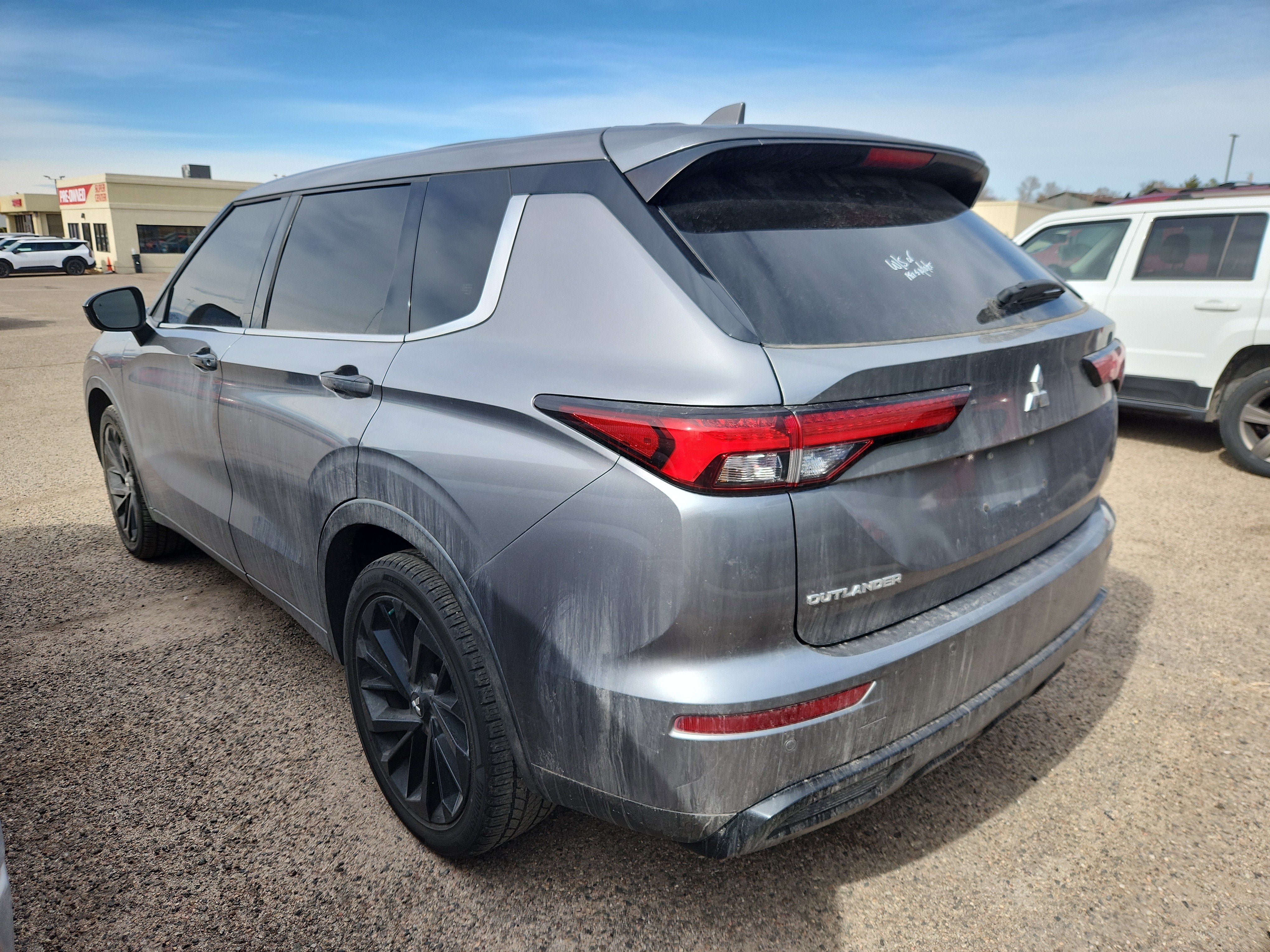 2022 Mitsubishi Outlander Black Edition