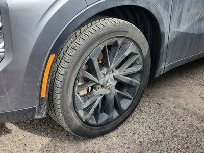 2022 Mitsubishi Outlander Black Edition