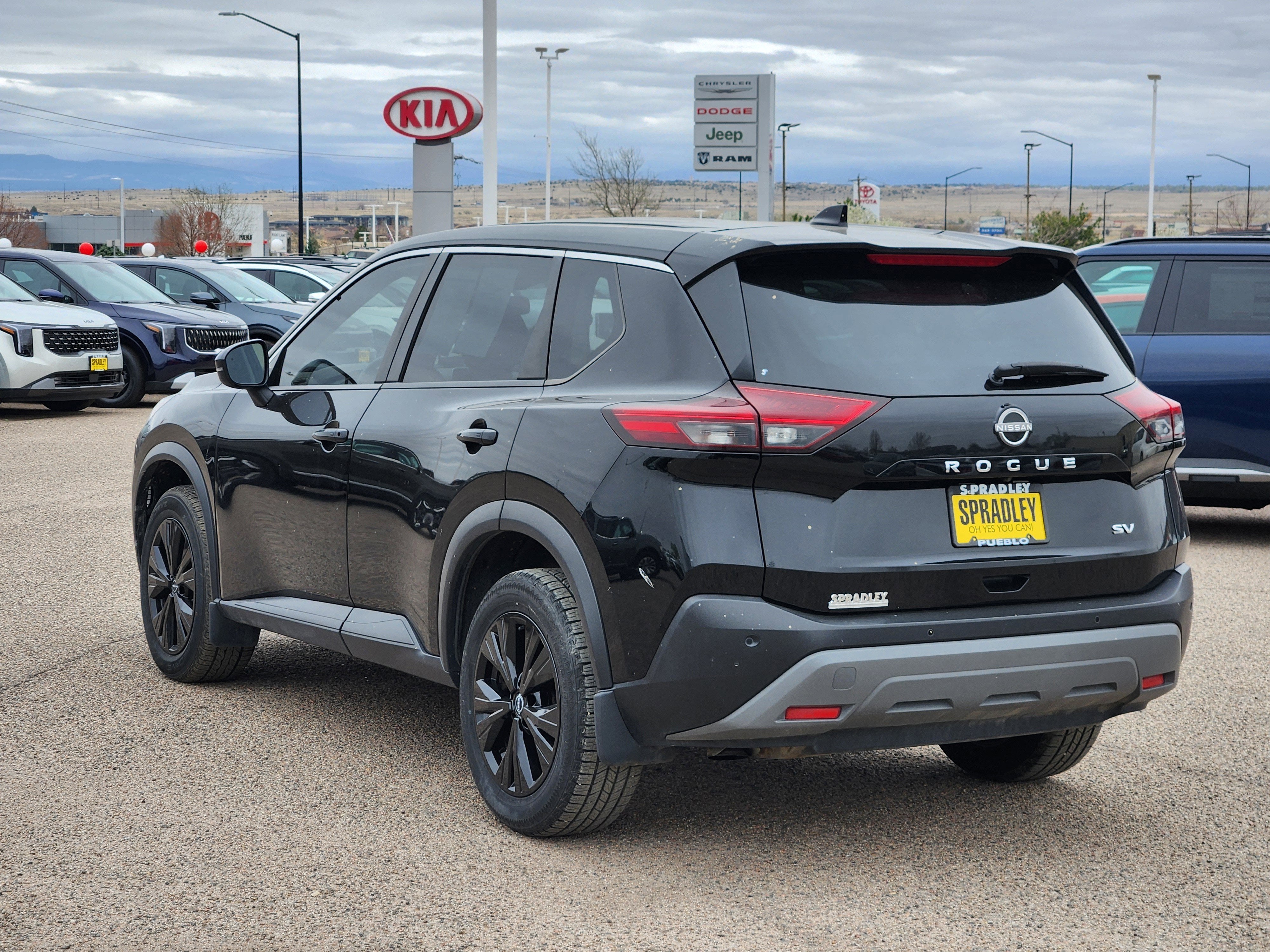 2023 Nissan Rogue SV
