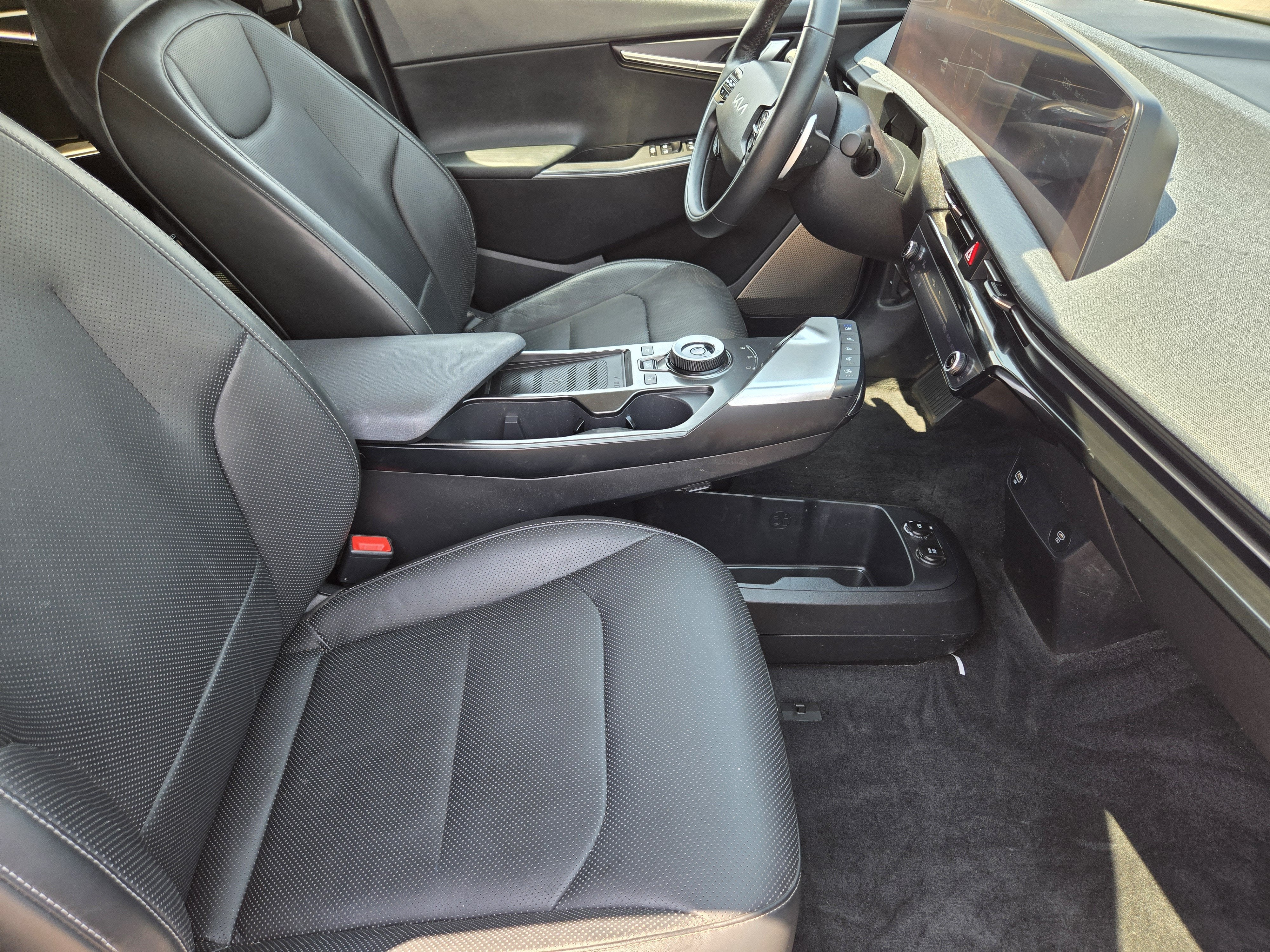 2022 Kia EV6 Wind