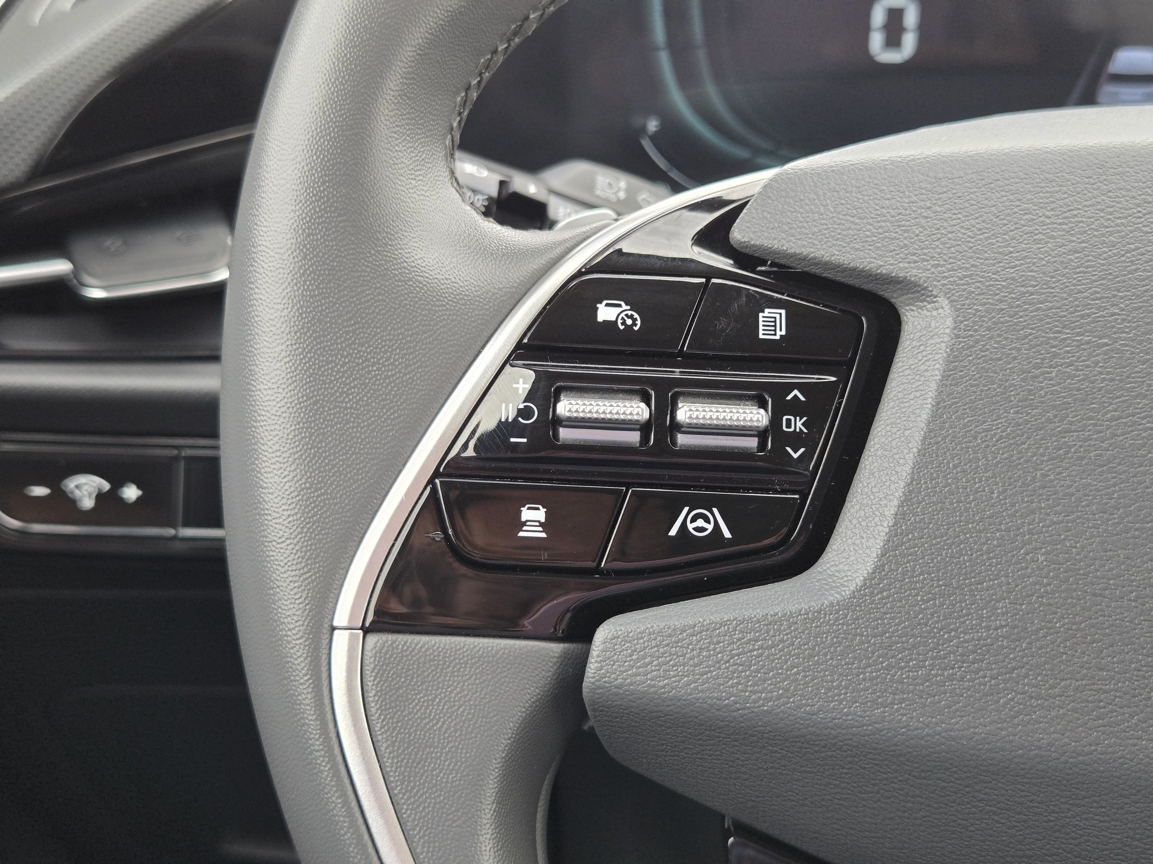 2024 Kia Niro EX Touring