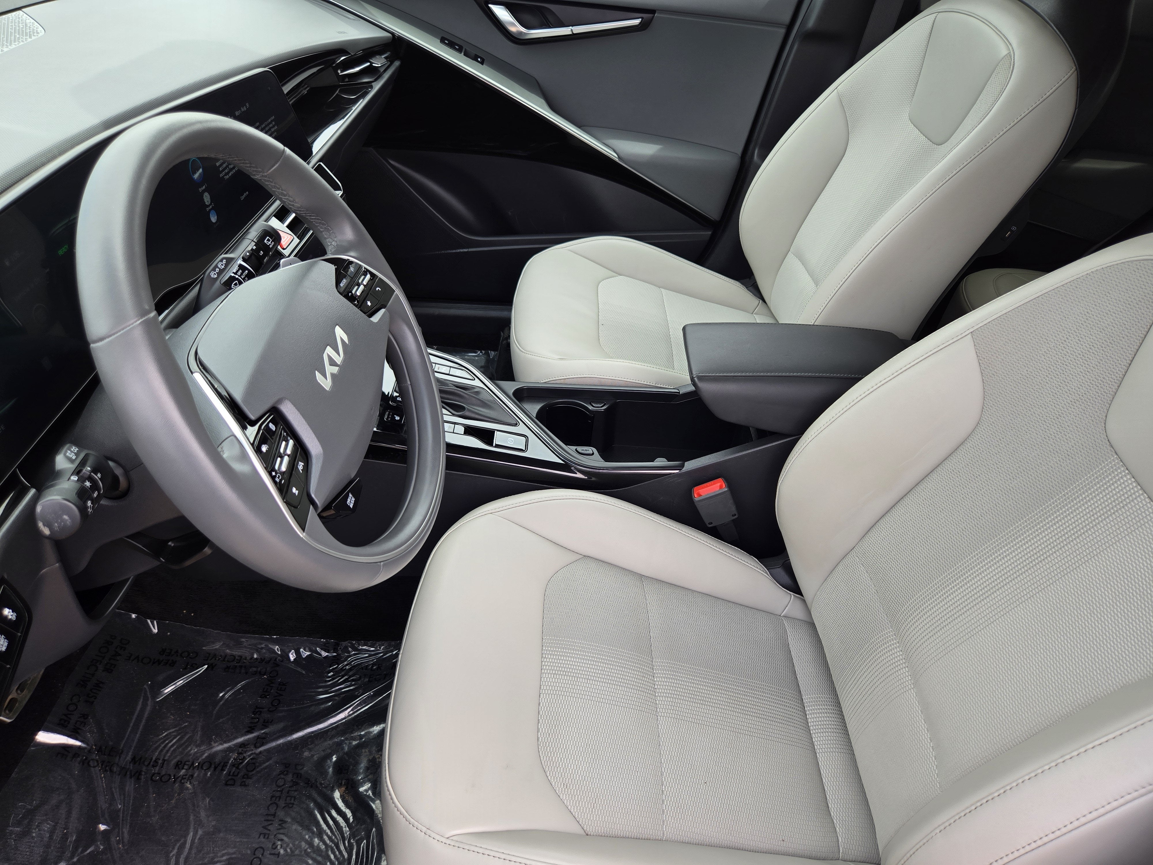 2024 Kia Niro EX Touring