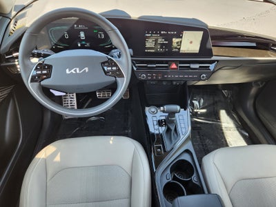 2024 Kia Niro EX Touring