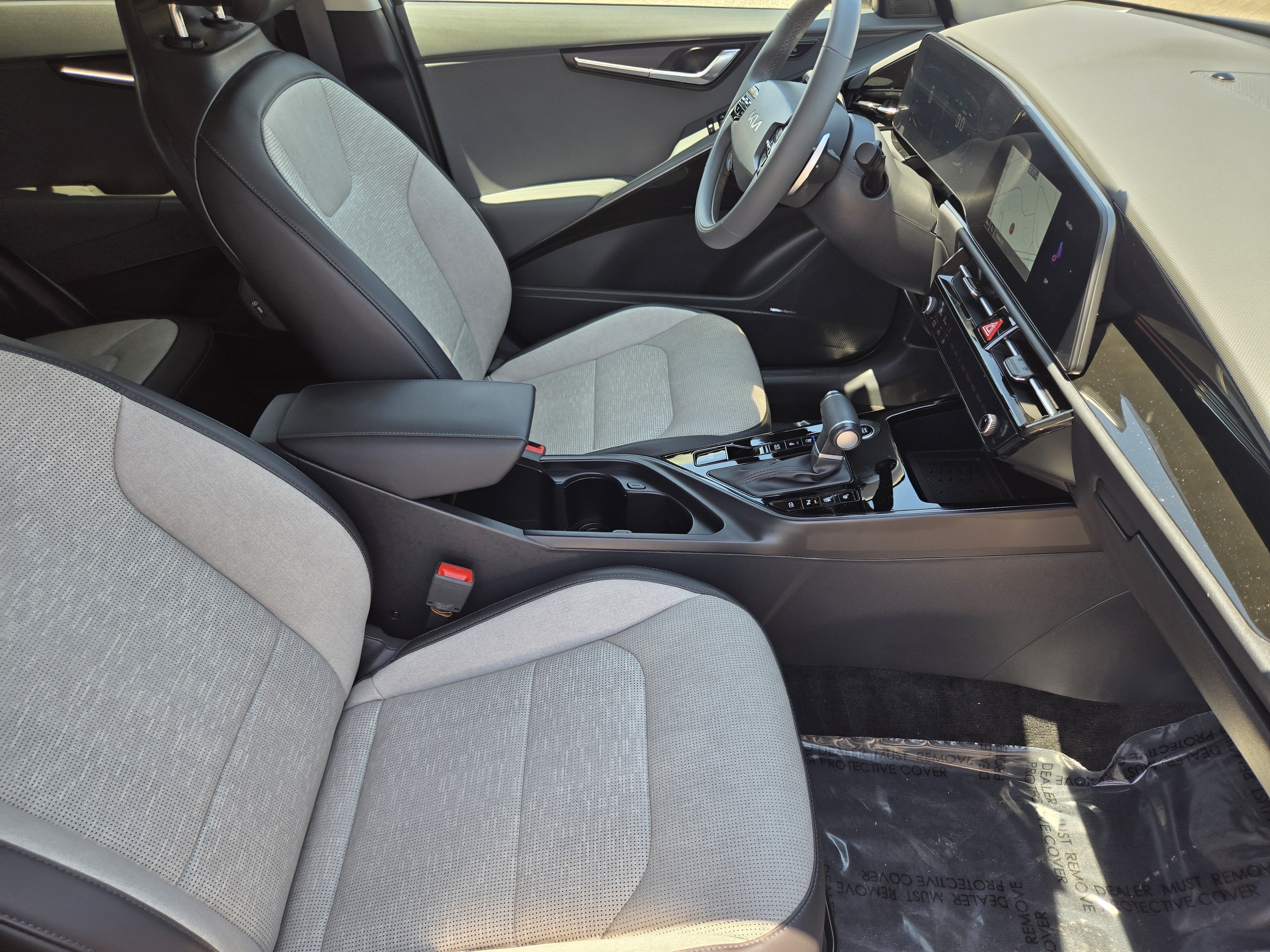 2025 Kia Niro SX Touring