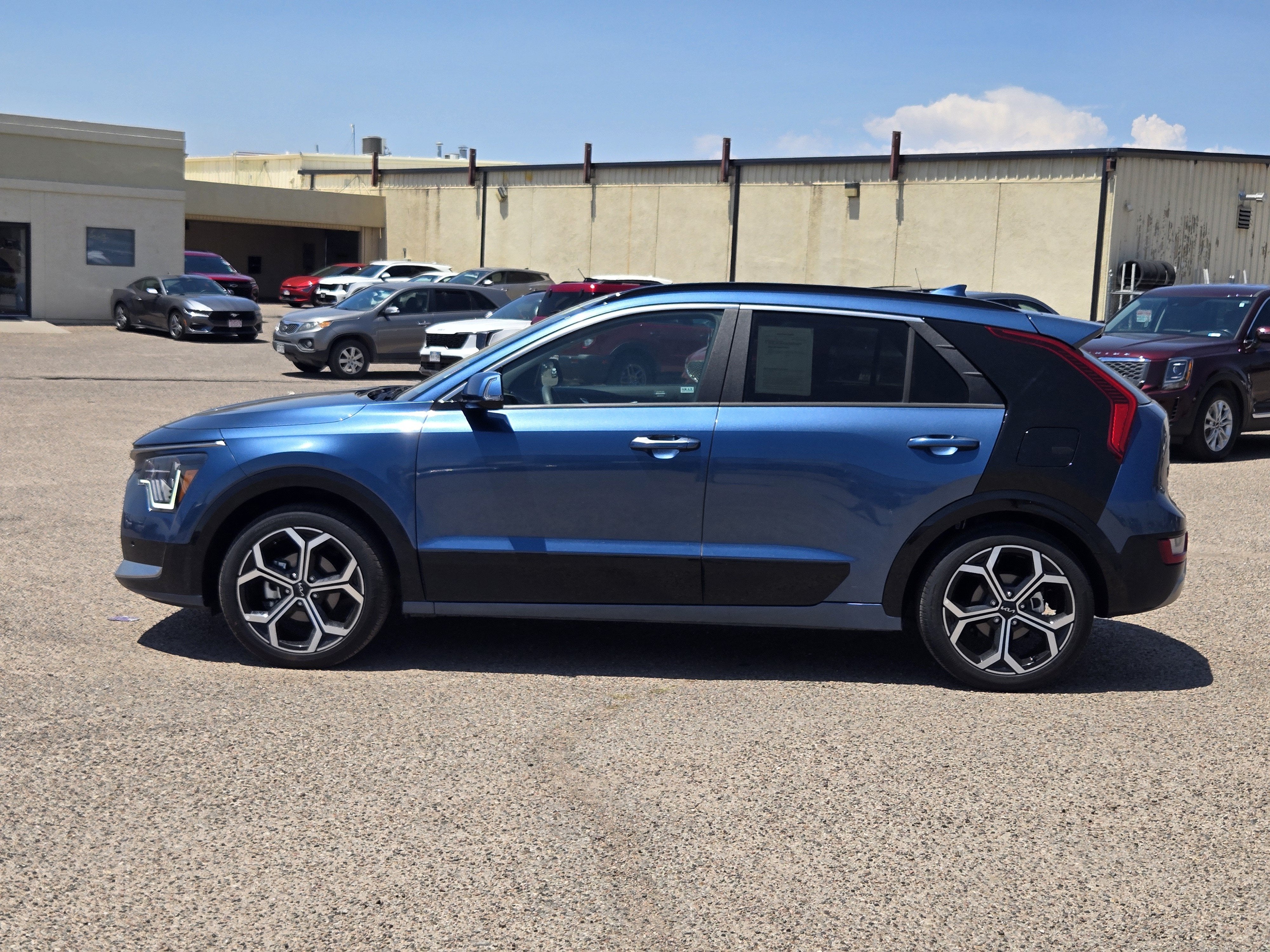 2025 Kia Niro SX Touring