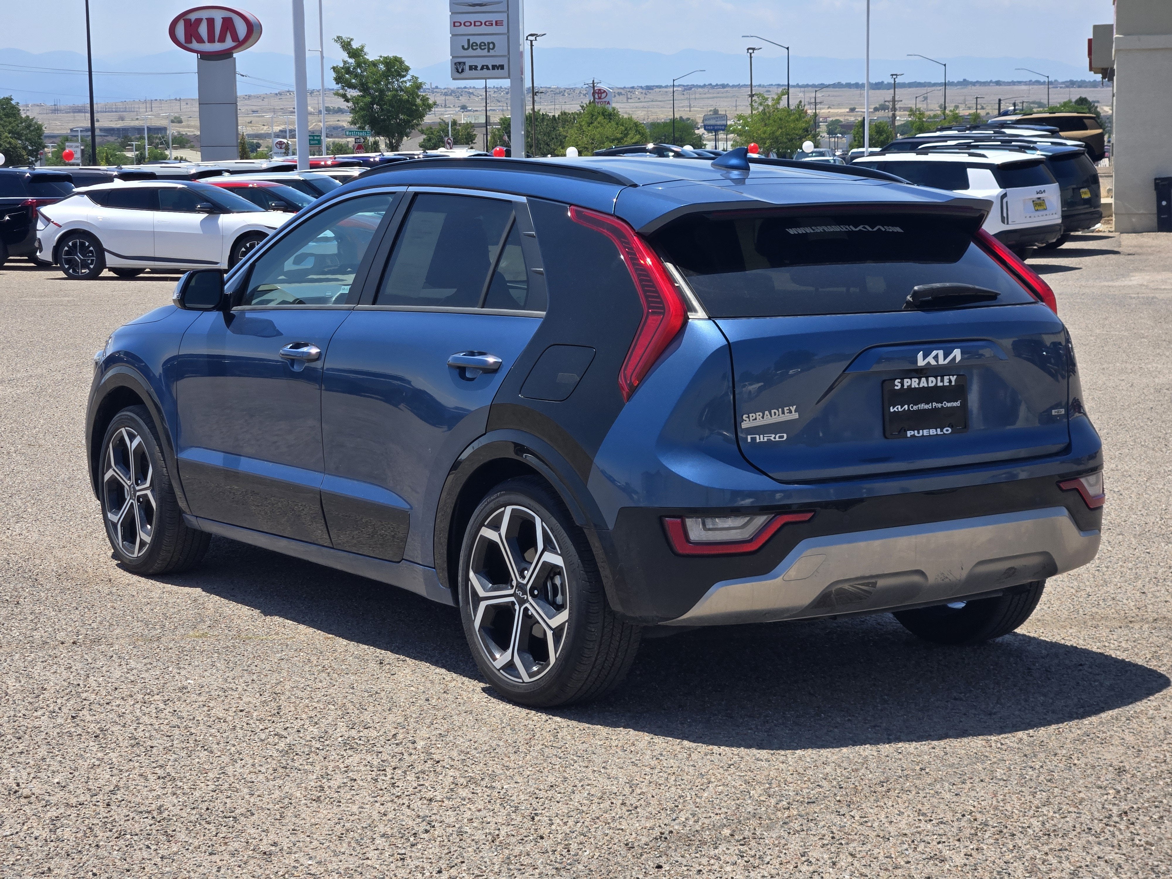 2025 Kia Niro SX Touring