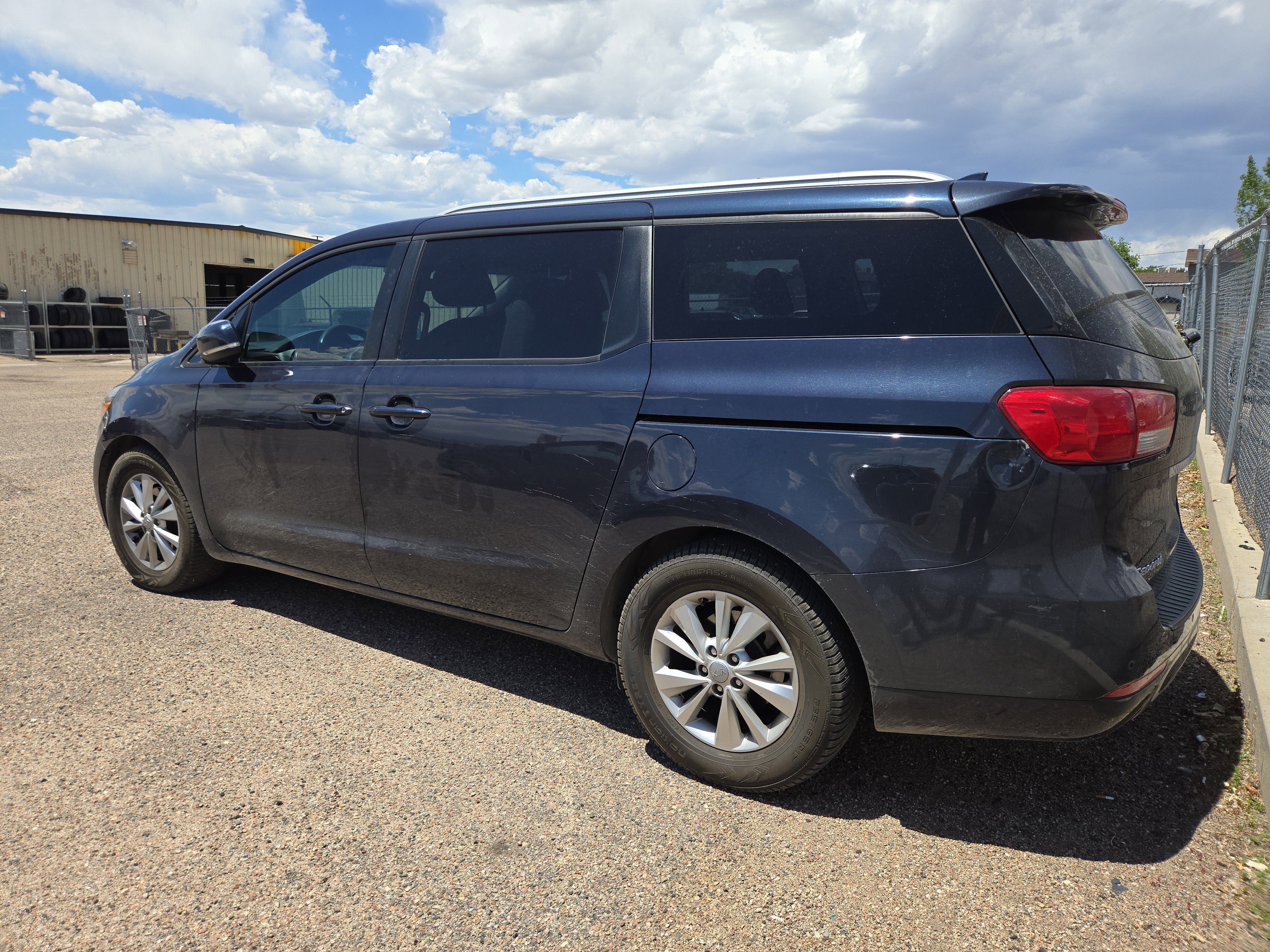 2015 Kia Sedona LX