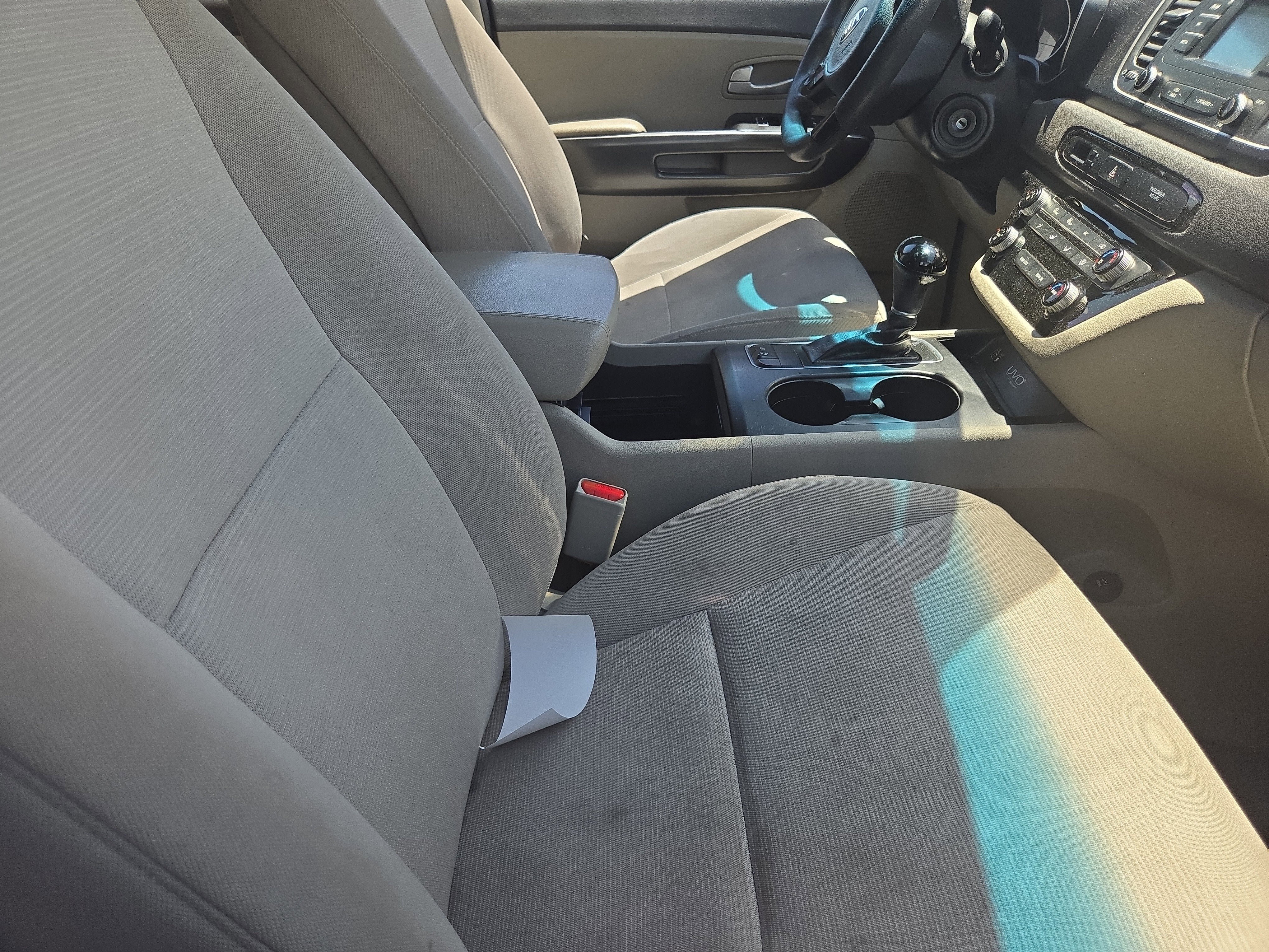 2015 Kia Sedona LX