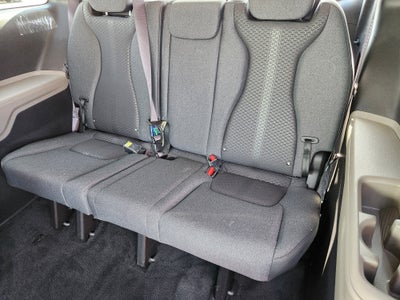 2026 Kia Carnival LX