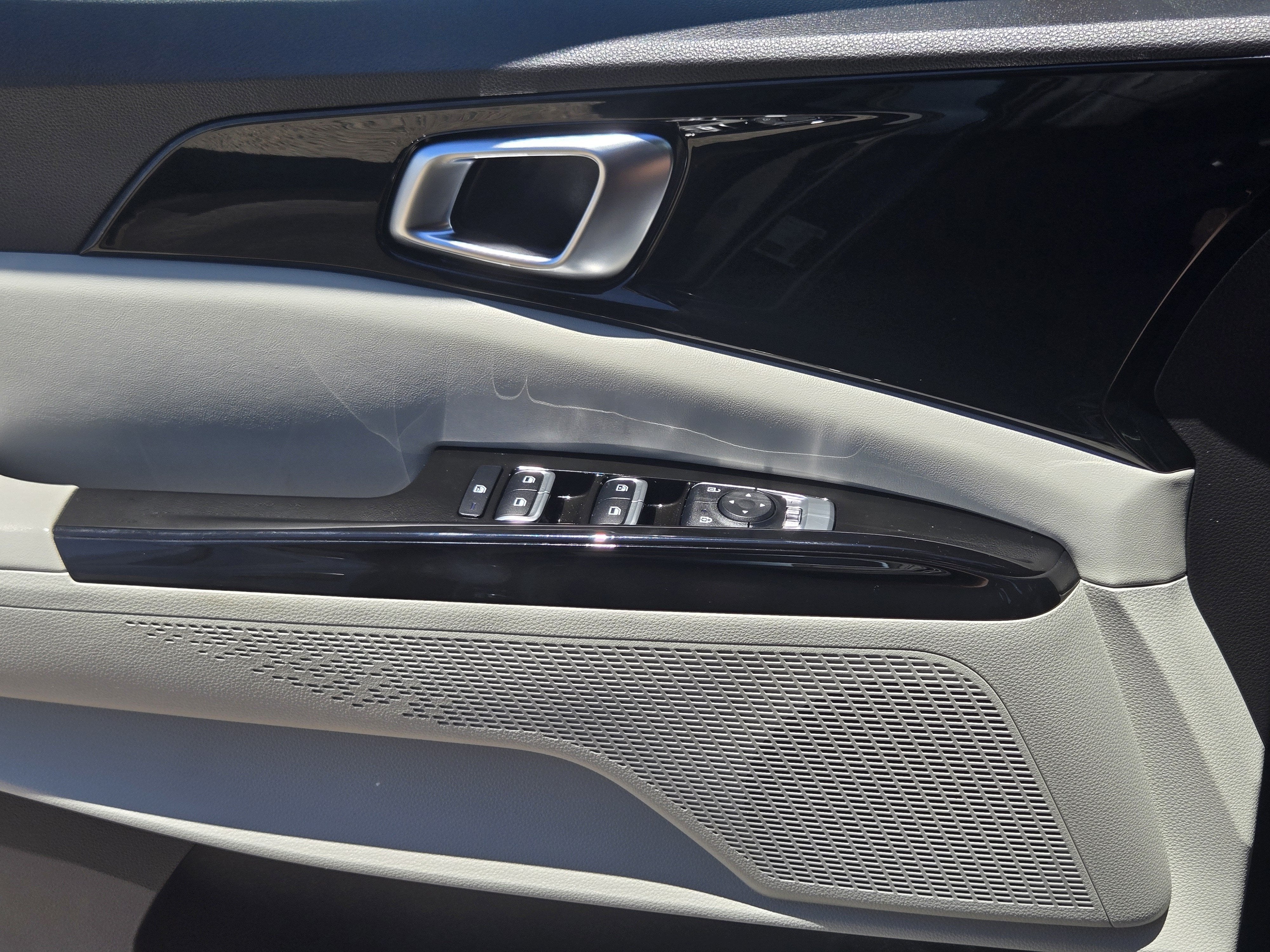 2023 Kia Carnival EX