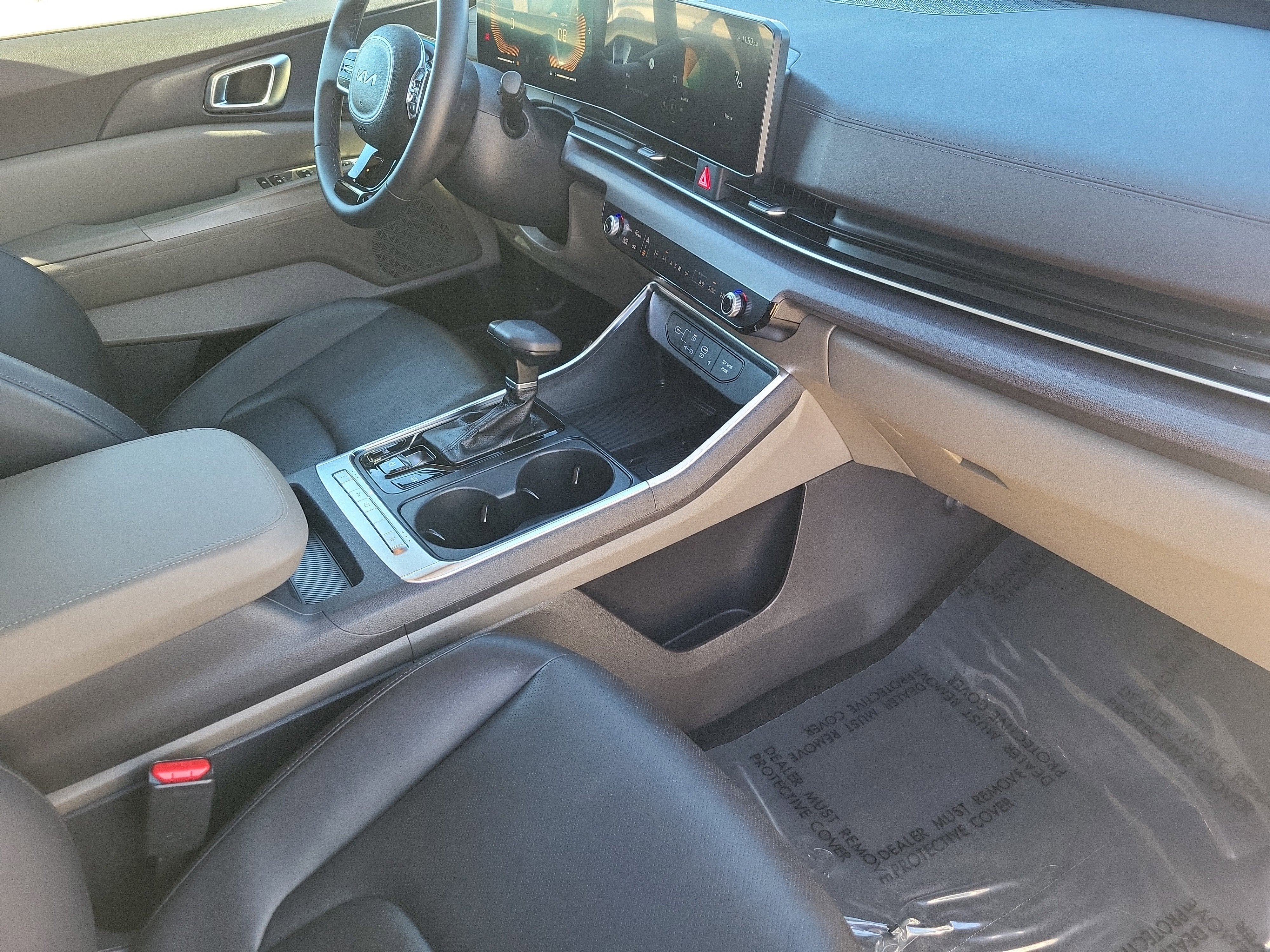 2025 Kia Carnival EX