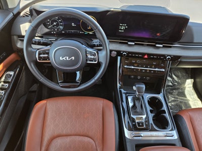 2024 Kia Carnival SX
