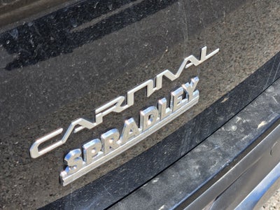 2024 Kia Carnival SX