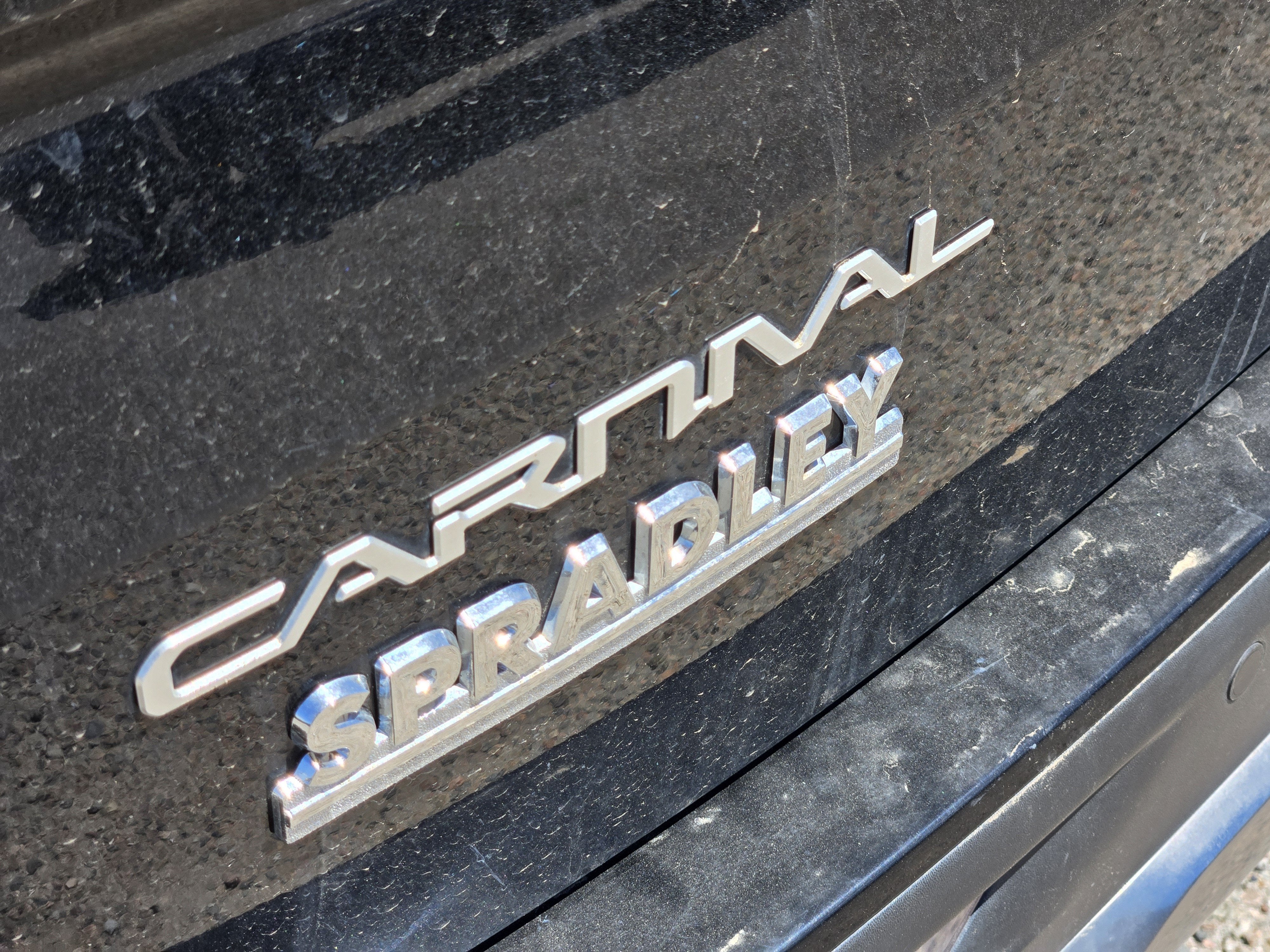2024 Kia Carnival SX