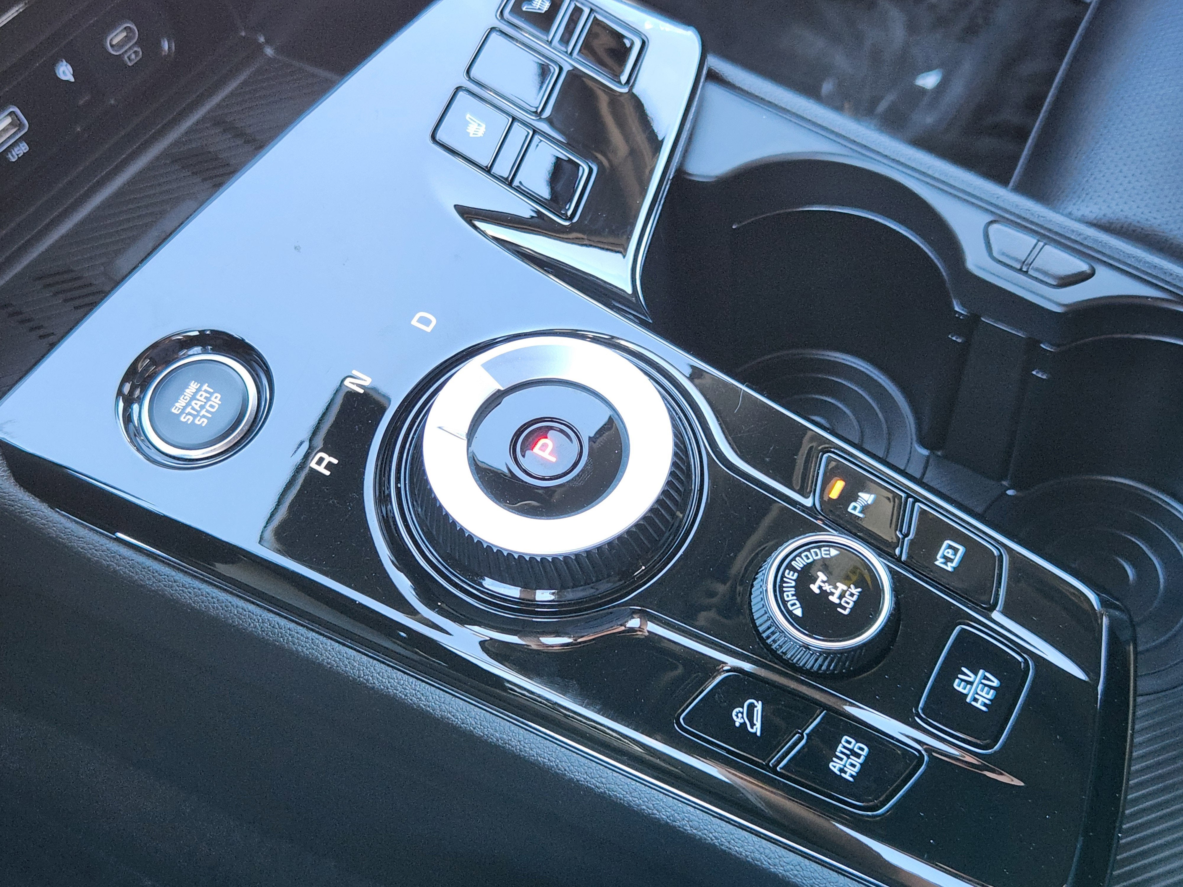 2023 Kia Sportage Plug-In Hybrid X-Line