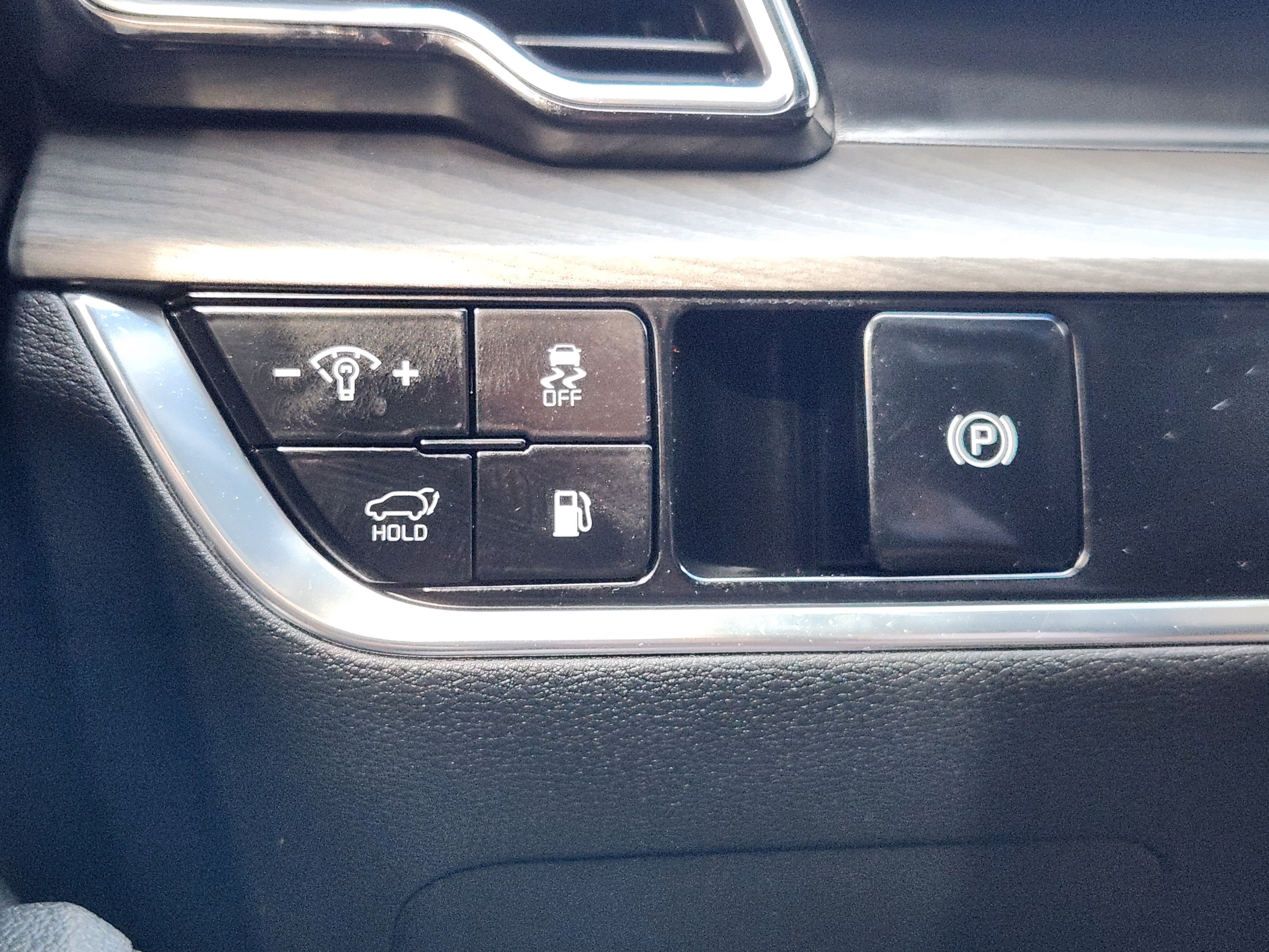 2025 Kia Sportage Plug-In Hybrid X-Line