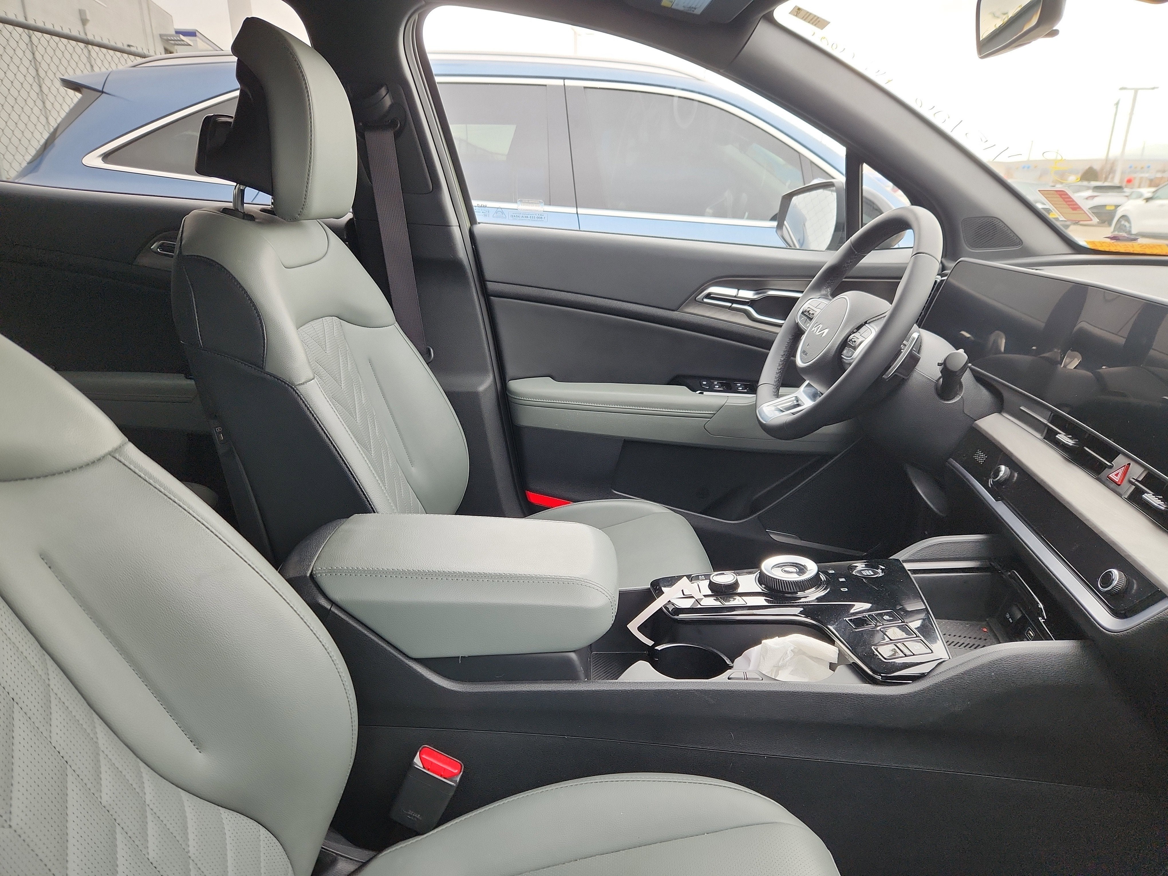 2025 Kia Sportage Plug-In Hybrid X-Line