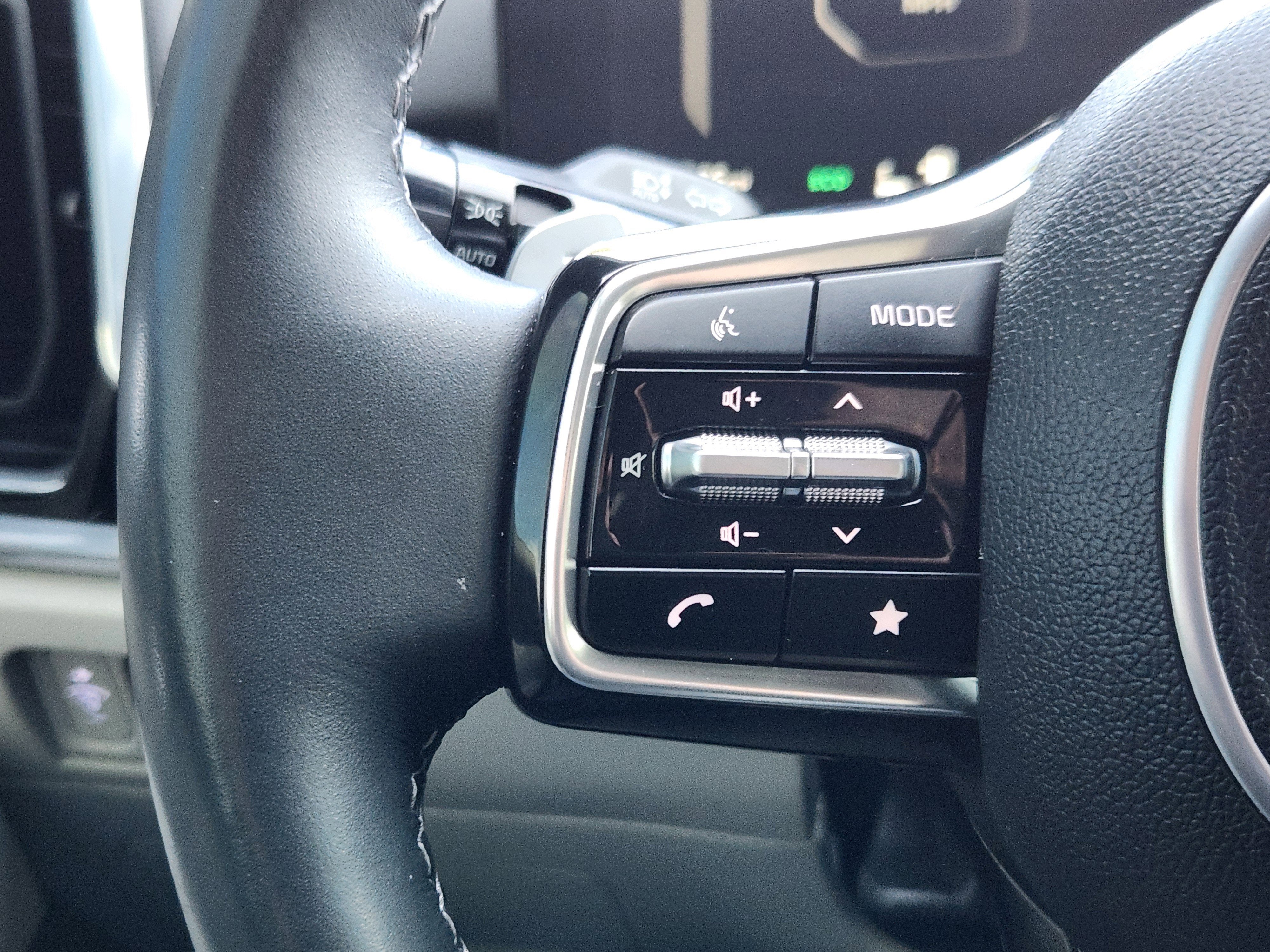 2025 Kia Sorento Plug-In Hybrid SX Prestige