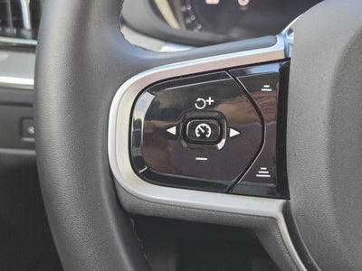 2025 Volvo XC60 Plus