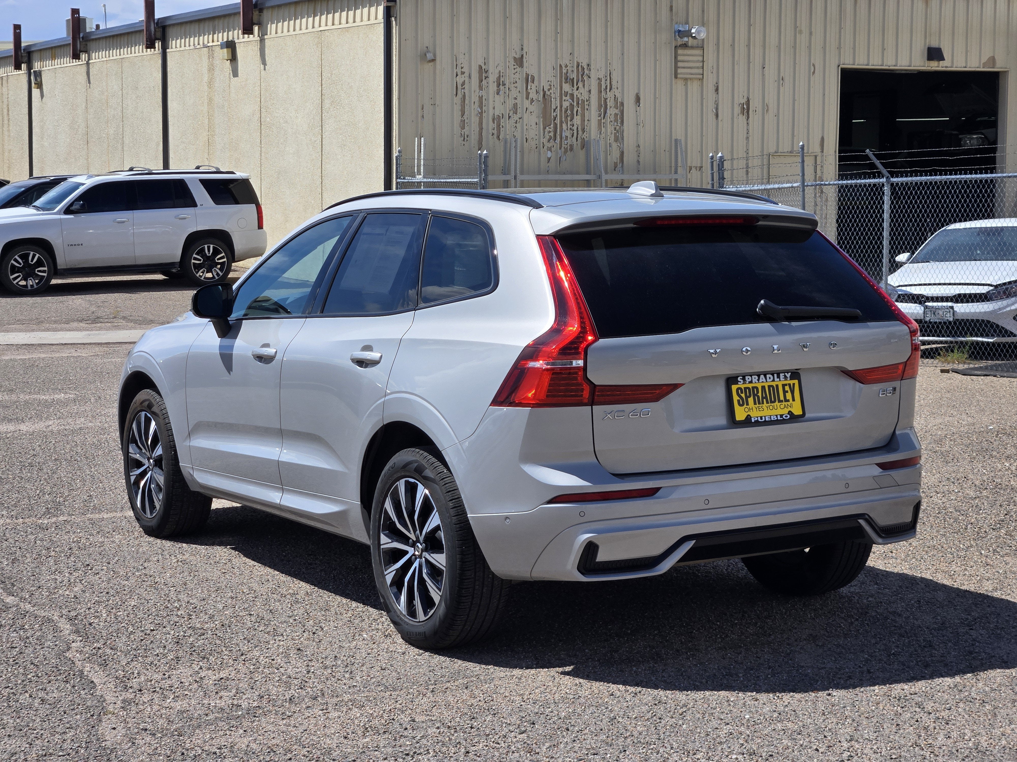 2025 Volvo XC60 Plus