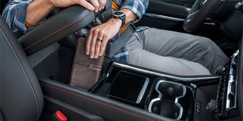 2026 Traverse Steering Storage Features Inside